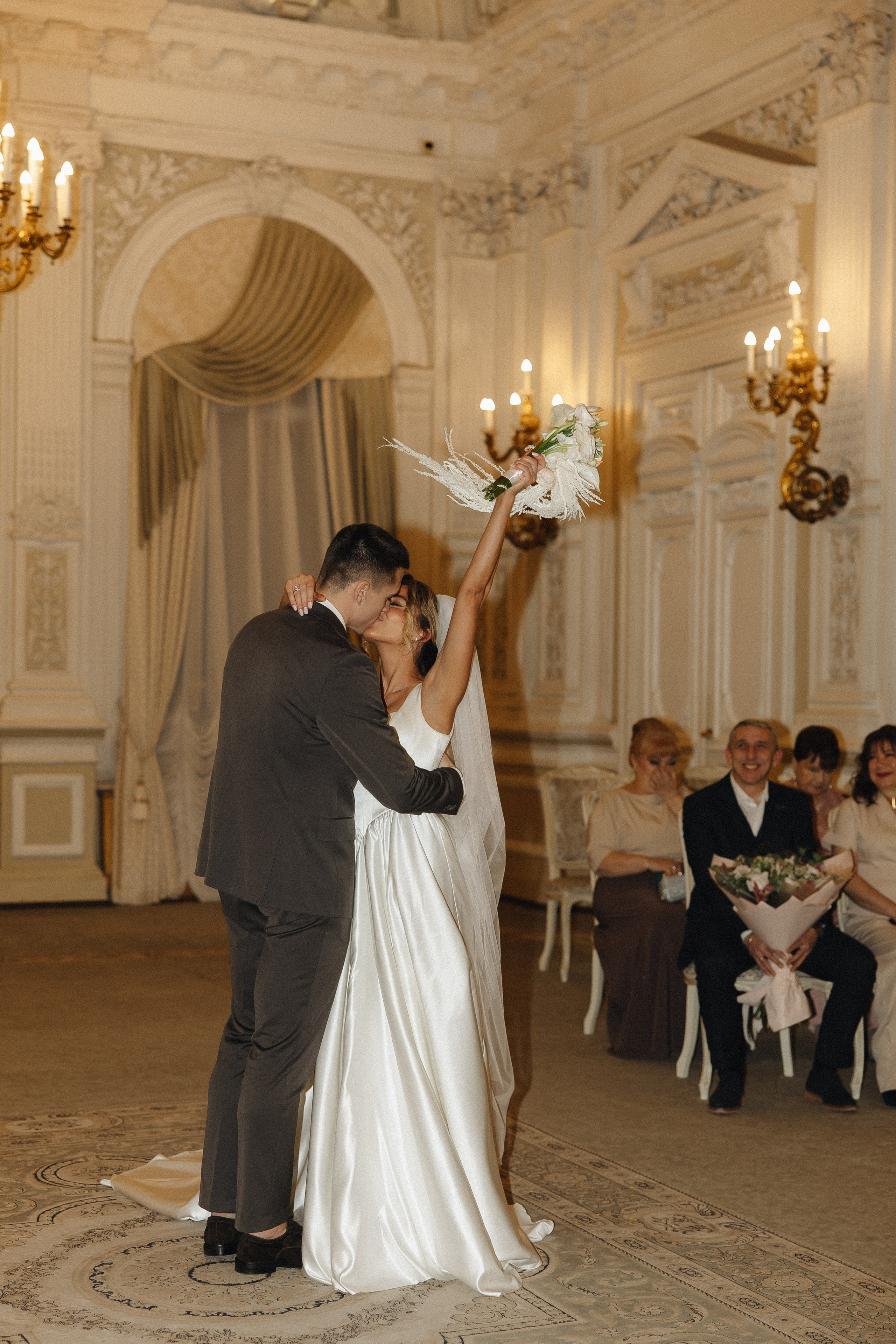 19.12.2025. Свадебный фотограф в Санкт-Петербурге Баженова Алина