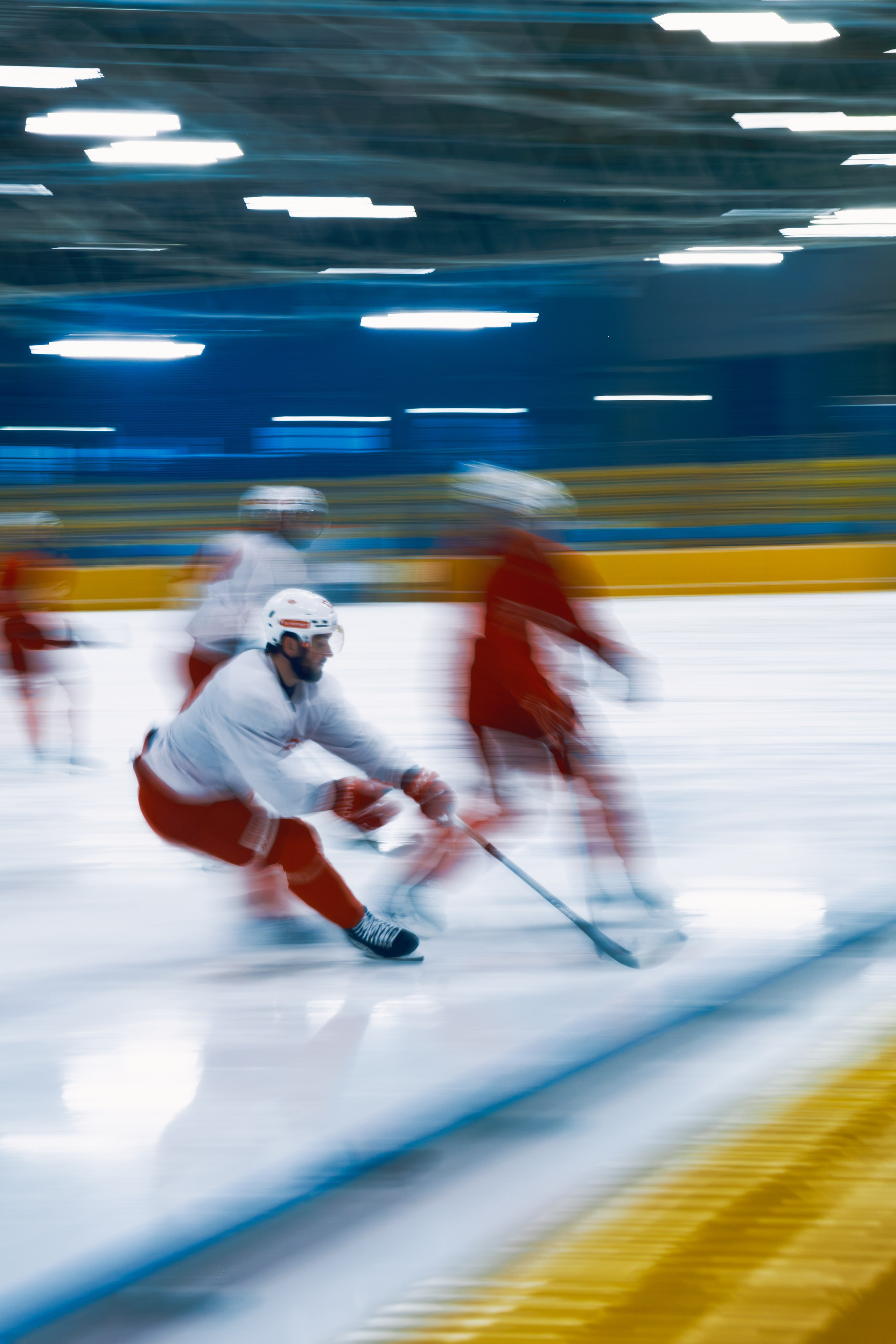 Sport. Photographer in Moscow with a night vibe of photos
