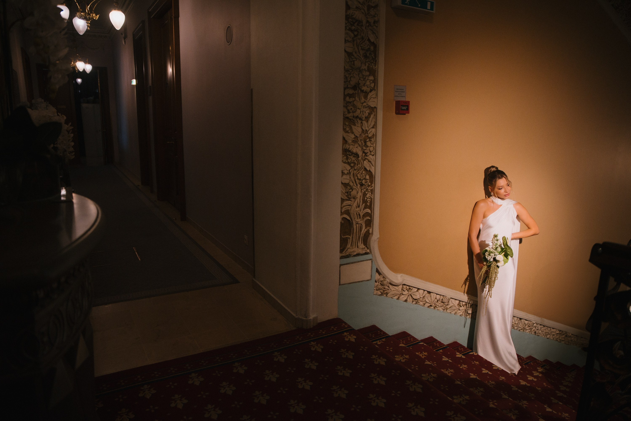 Александр & Ирина (отель/роспись). Свадебный, семейный, женский фотограф в Москве, Мытищах, Королёве Ксения Узилле