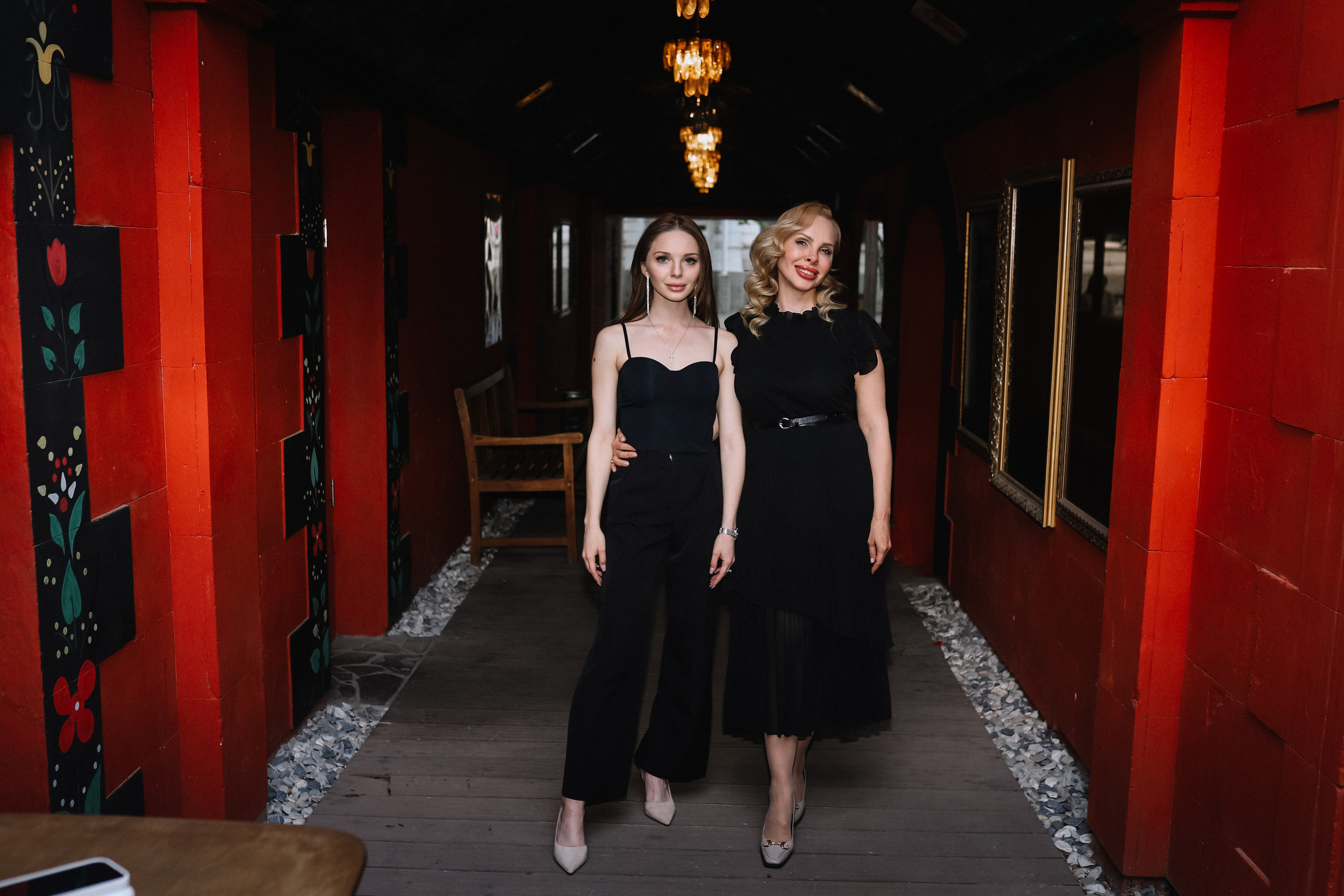 25.Диана и гости