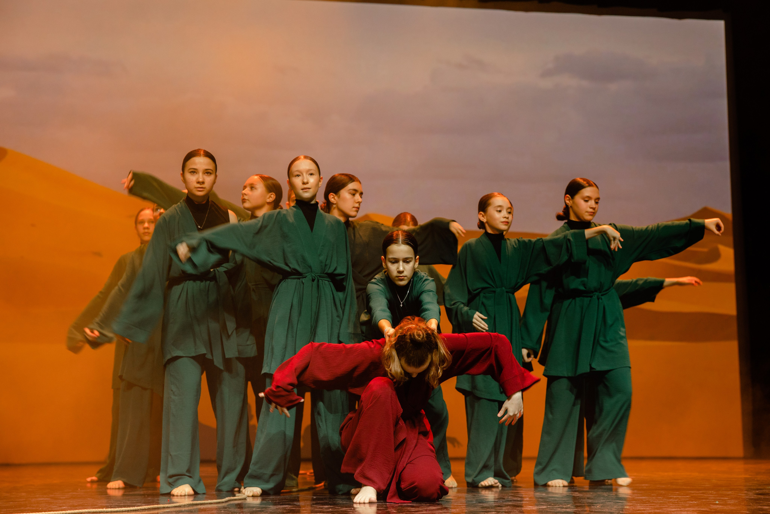 Новогоднее представление «Кролик в поиске дракона». Фотограф Петрова Мария