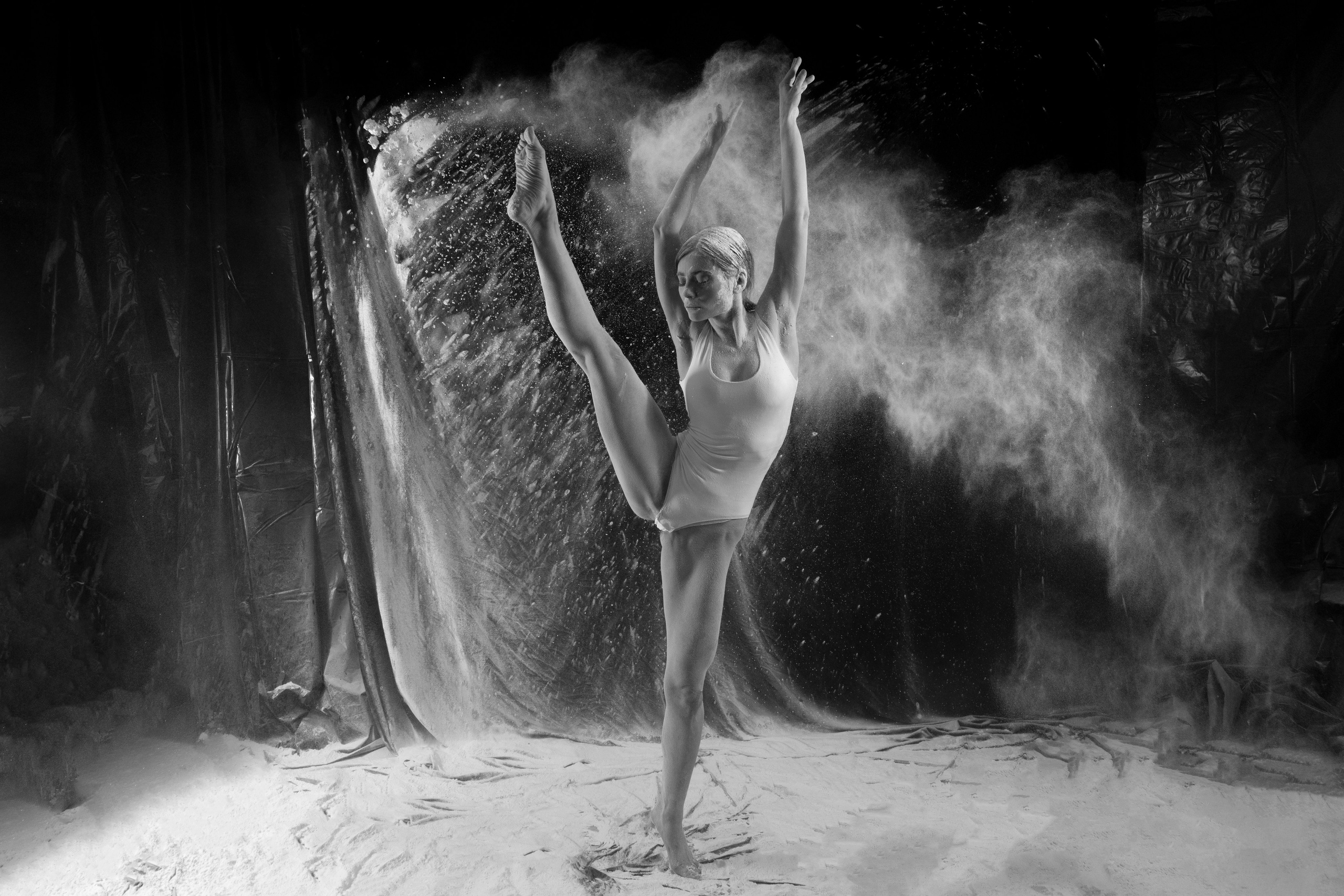 Мука. Съемка в студии под ваш запрос, студийные съемки, фотографии архитектурных объектов — Александр Евстигнеев — фотограф Москва