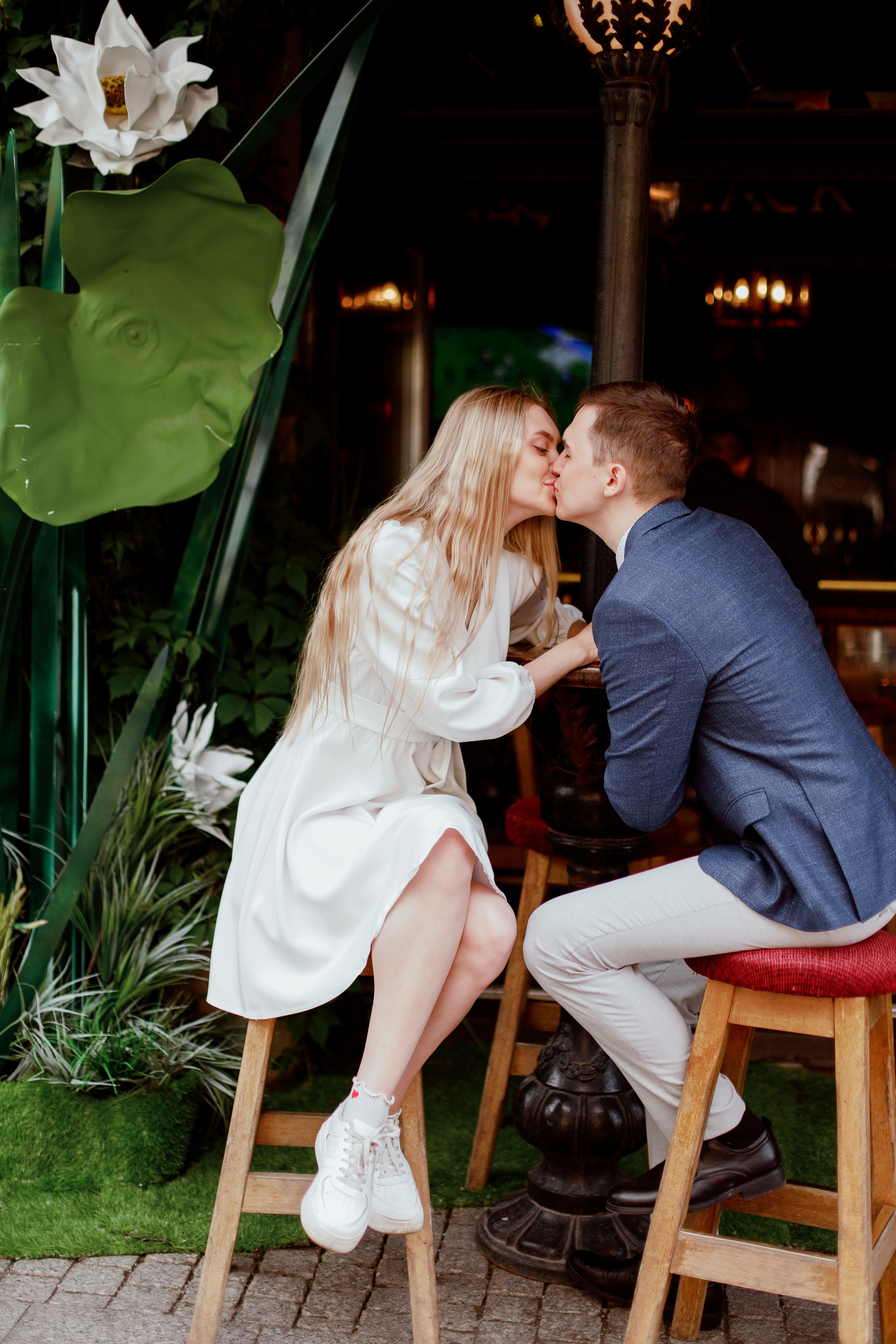 Свадебная прогулка в Москве по улочкам Китай-Города, фотограф на Свадьбу