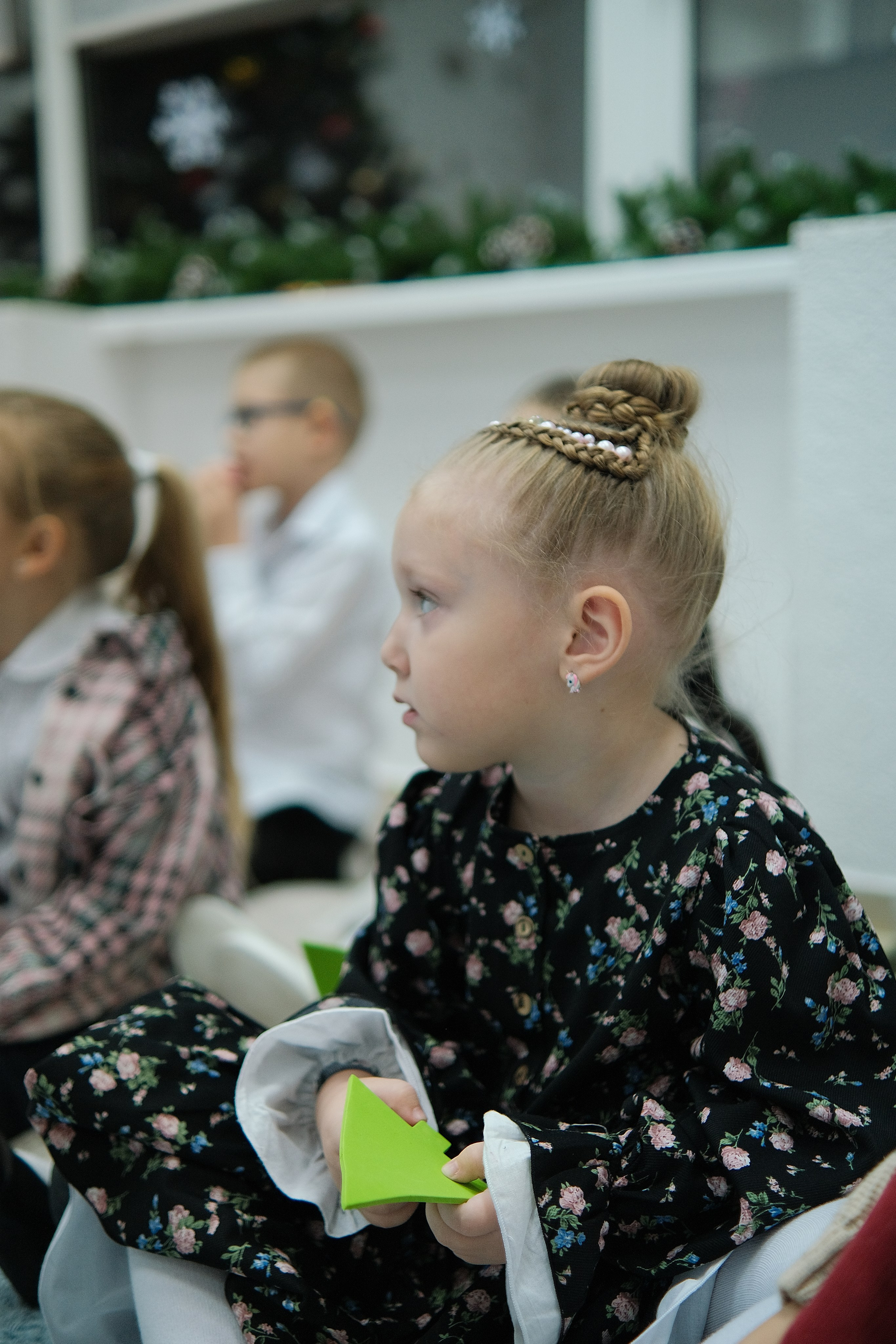 Мир знаний (Новогодний утренник). Serg_film