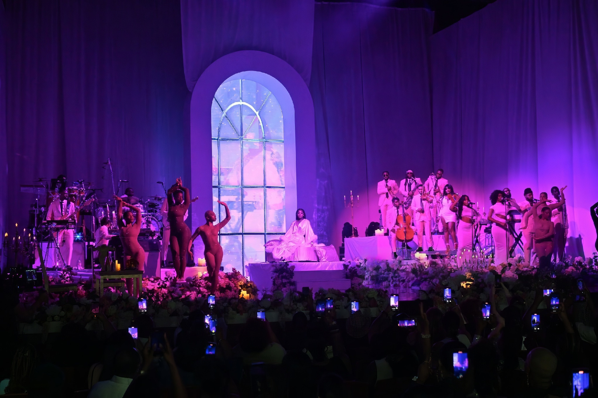 Summer Walker / Atlanta / 2023. OOPS TEAM