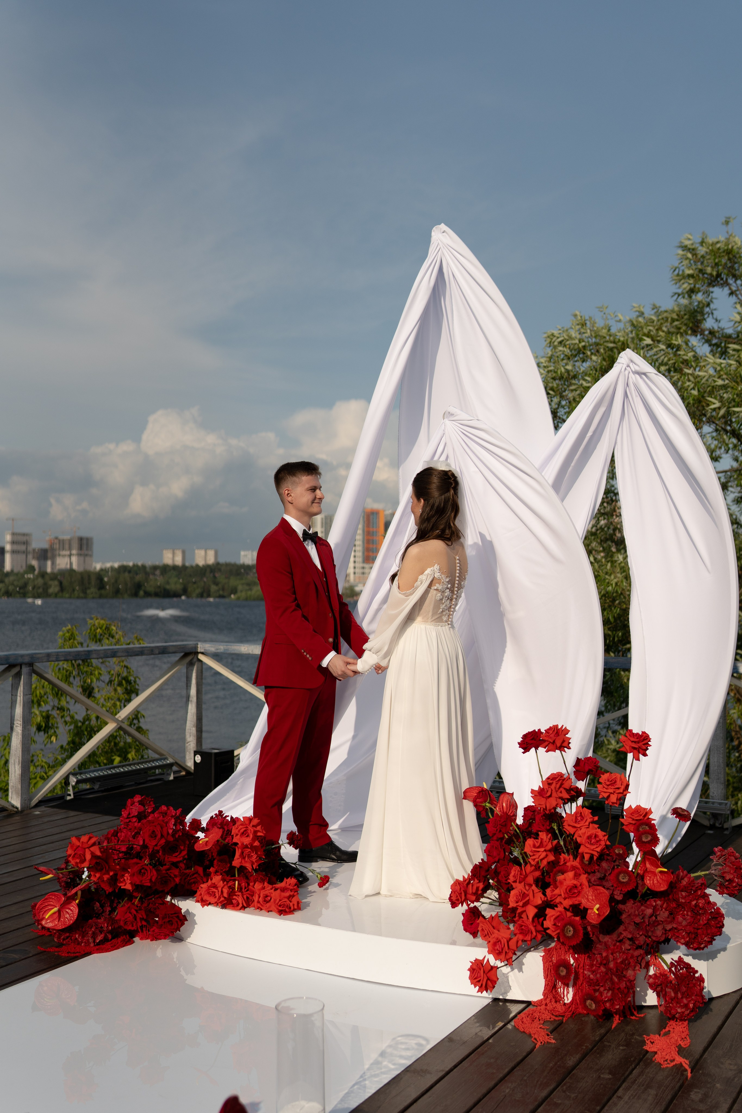 Красные розы. Главная