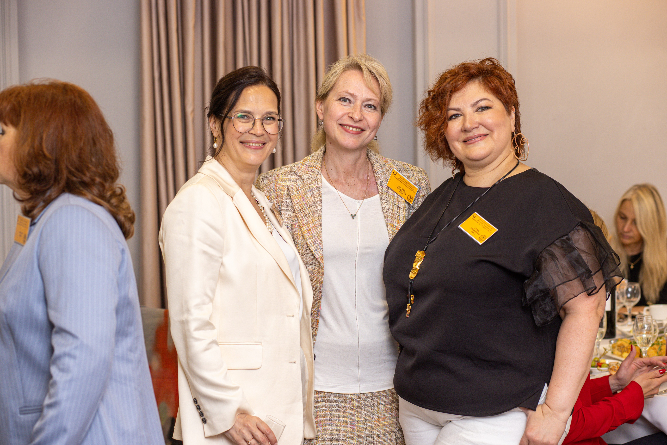 Встреча выпускников. Стоматологи СПб. Семейный фотограф в Вышнем Волочке — Ульяна Иванова | Фотосессии для всей семьи