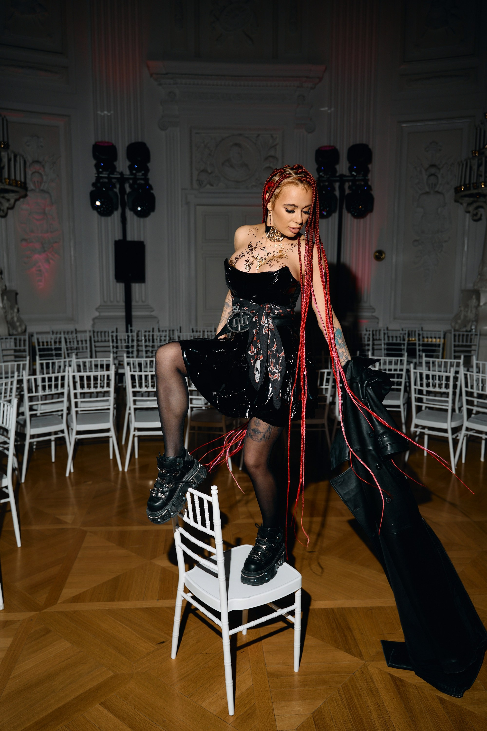 Светская хроника. Антон Чигляков -   профессиональный фотограф