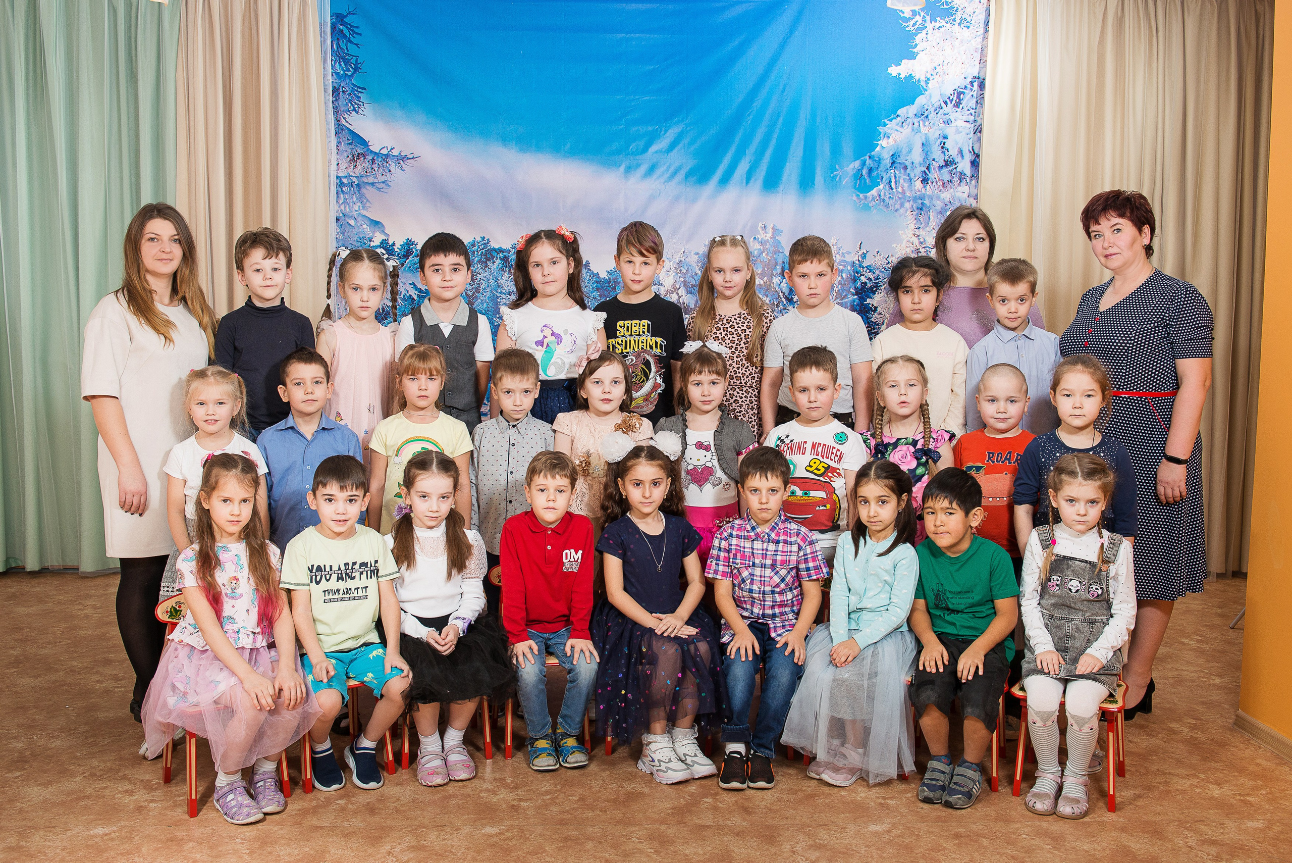 Групповые и общие фотографии. Детский сад. Выпускные альбомы. Предметная и контент съёмка. Фотостудия Klass