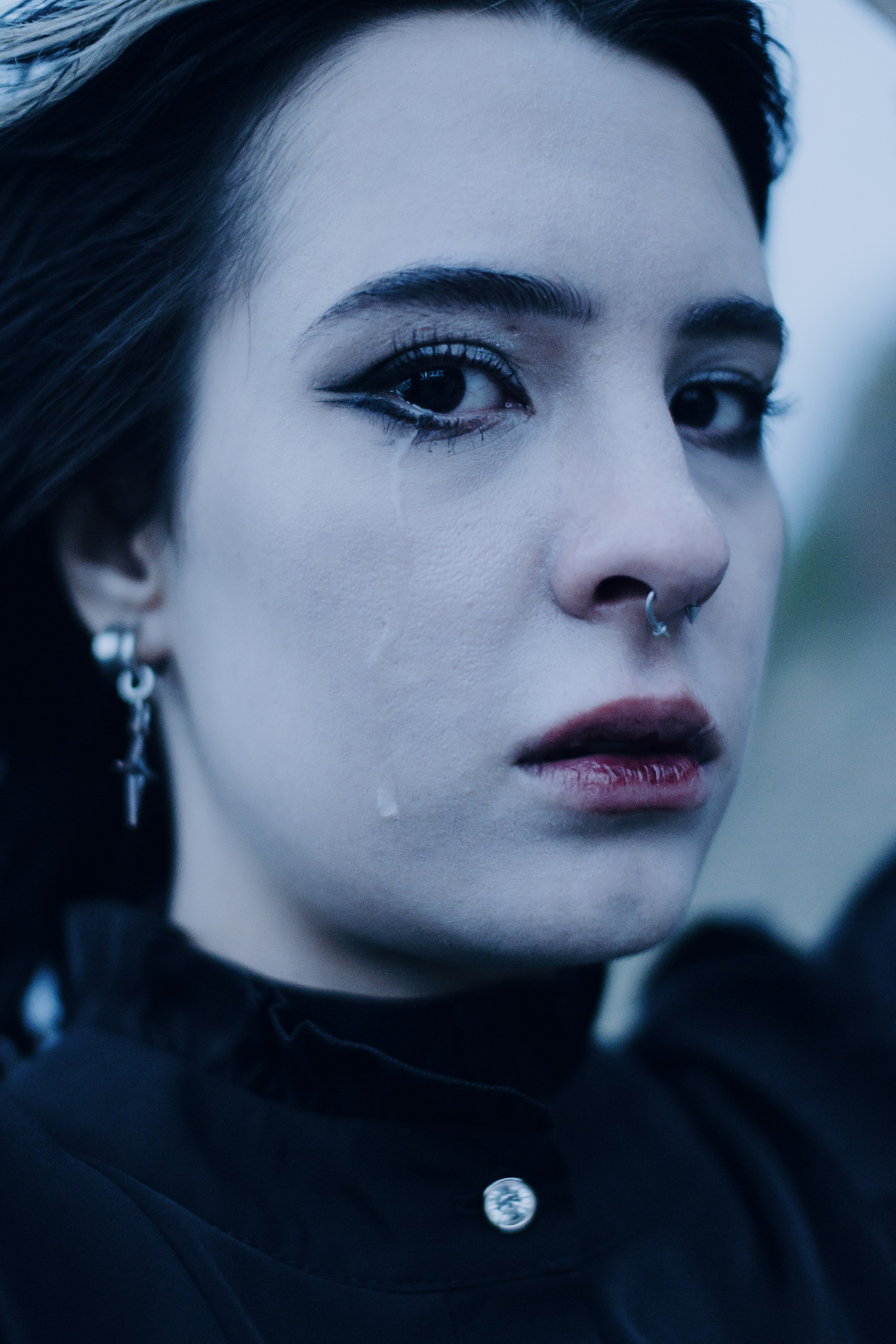 Съёмка у моря с оленьими рогами