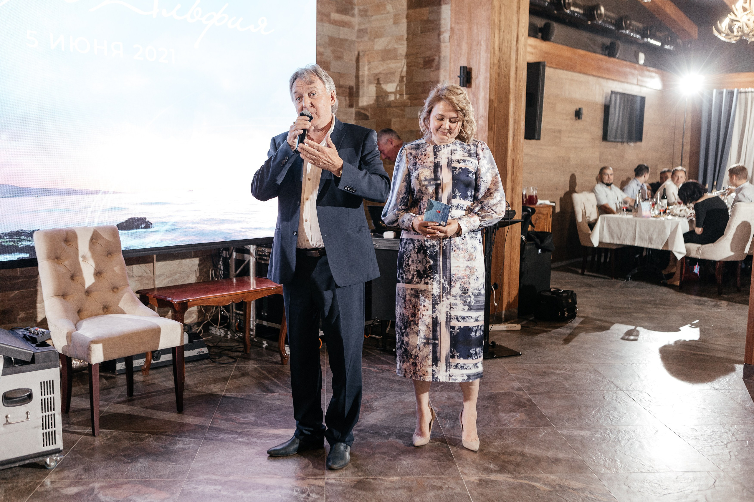 Свадебный фотограф Уфа — Руслан ГабдлисламовЖивые эмоции, красивые кадры, воспоминания на всю жизнь.Работаю по всей Республике Башкортоста. Свадебный фотограф Уфа Руслан Габдлисламов