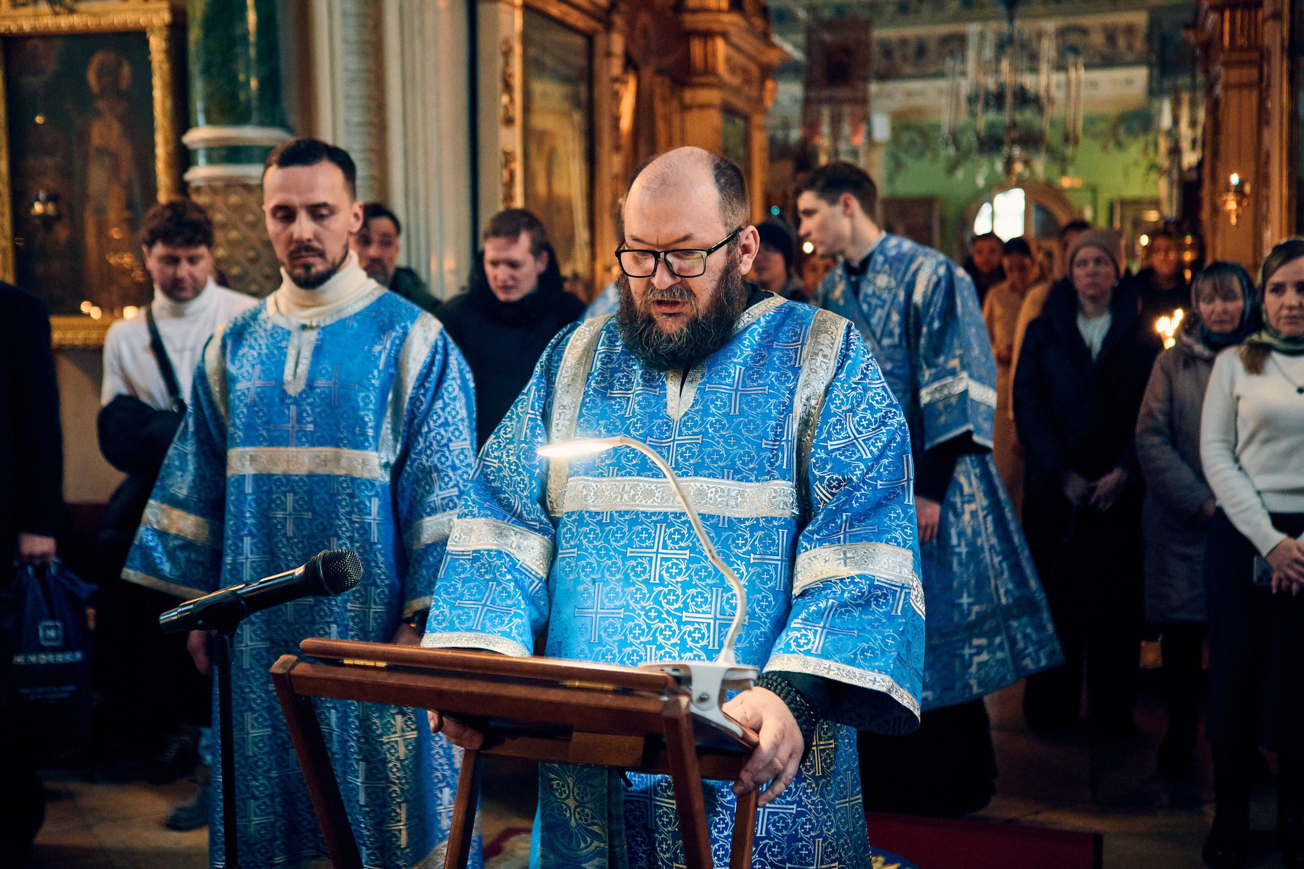 Всенощная на Благовещение Пресвятой Богородицы. DMITRY MOISEENKO — фотограф, художник, топ-стилист