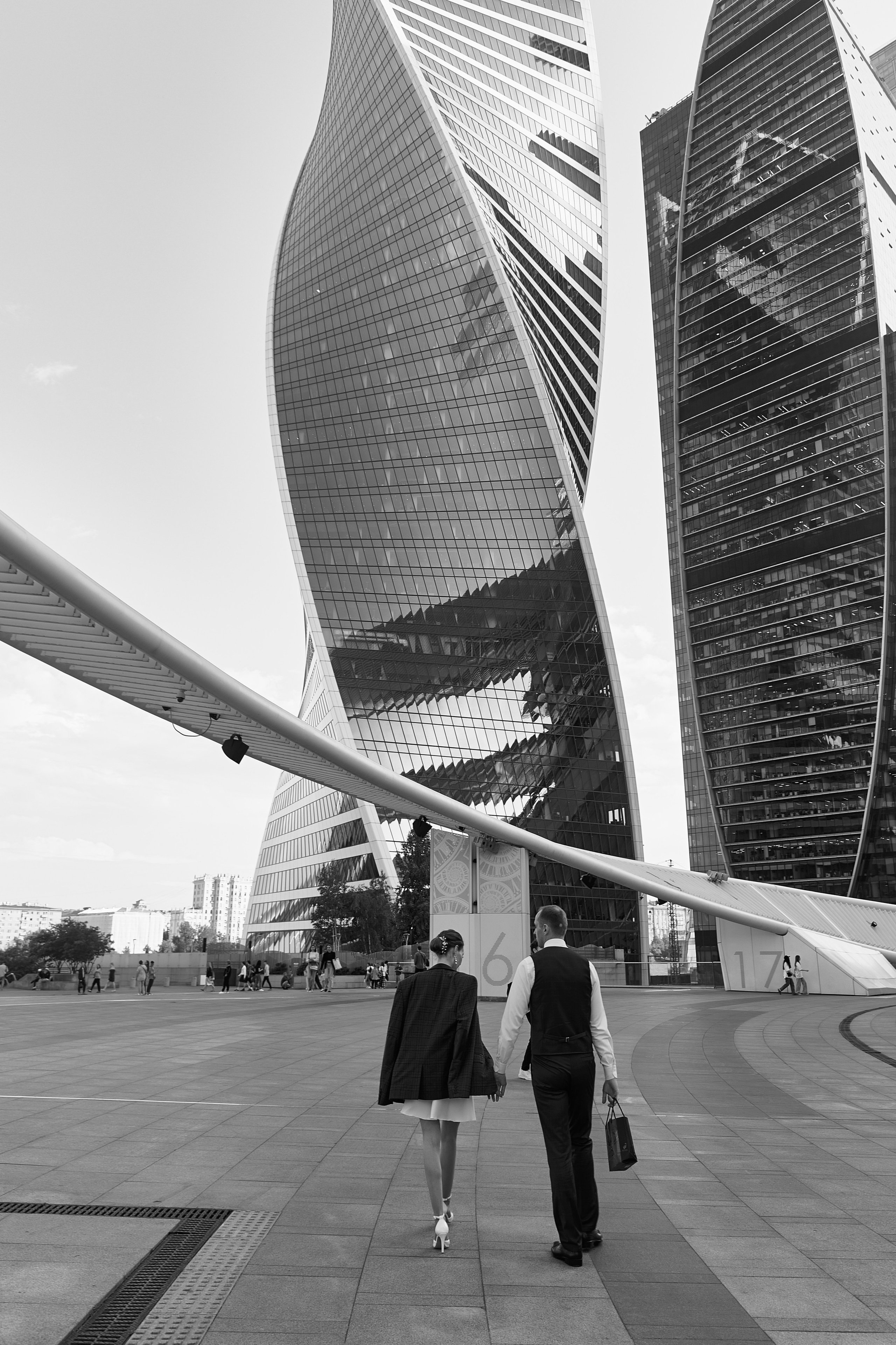 ЗАГС и прогулка в Москва Сити. Женский фотограф Москва, Лобня