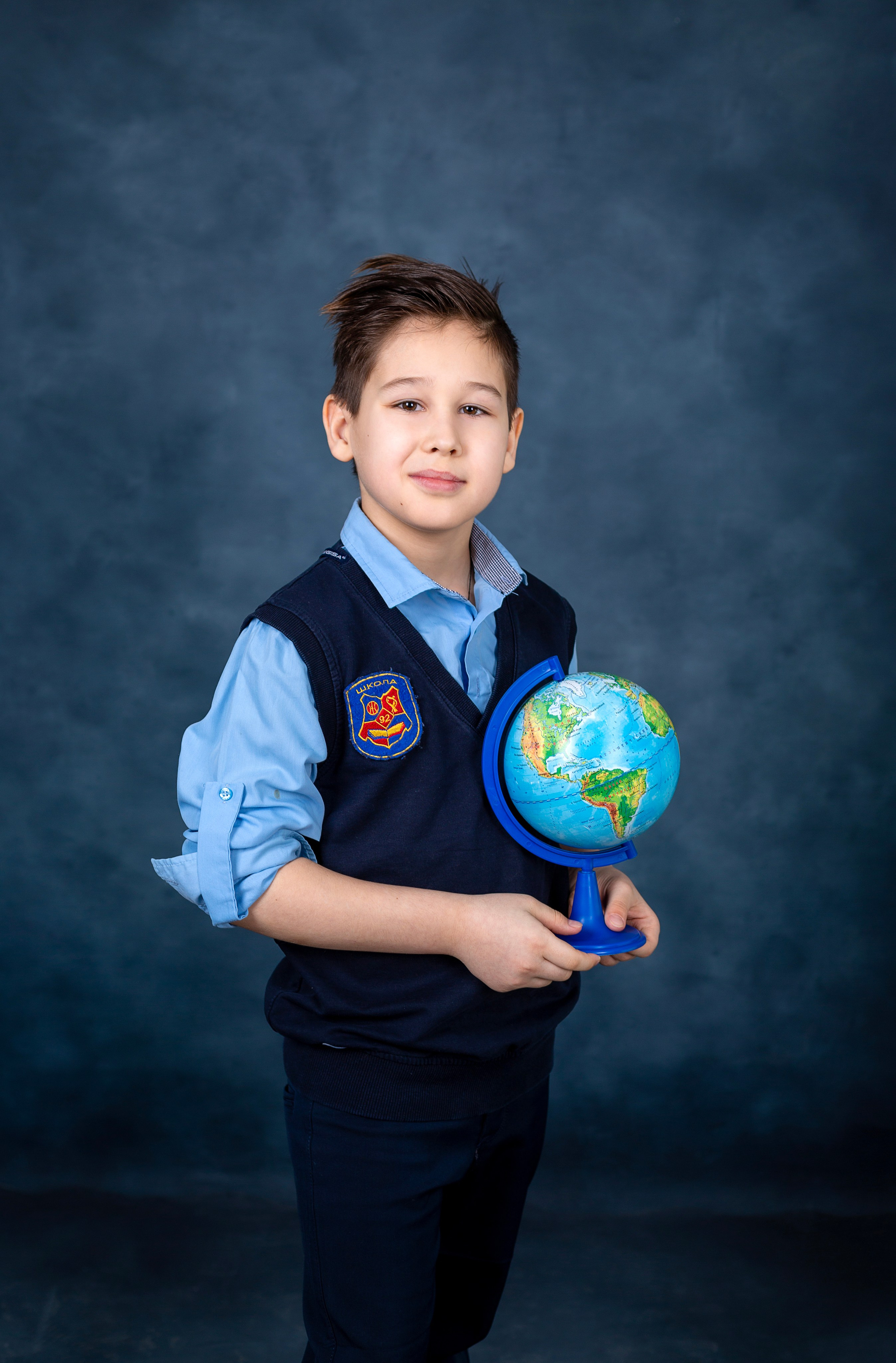 Портреты  — младшая школа (фоны, школа, улица). Выпускные альбомы Воронеж от Веры Соколовой