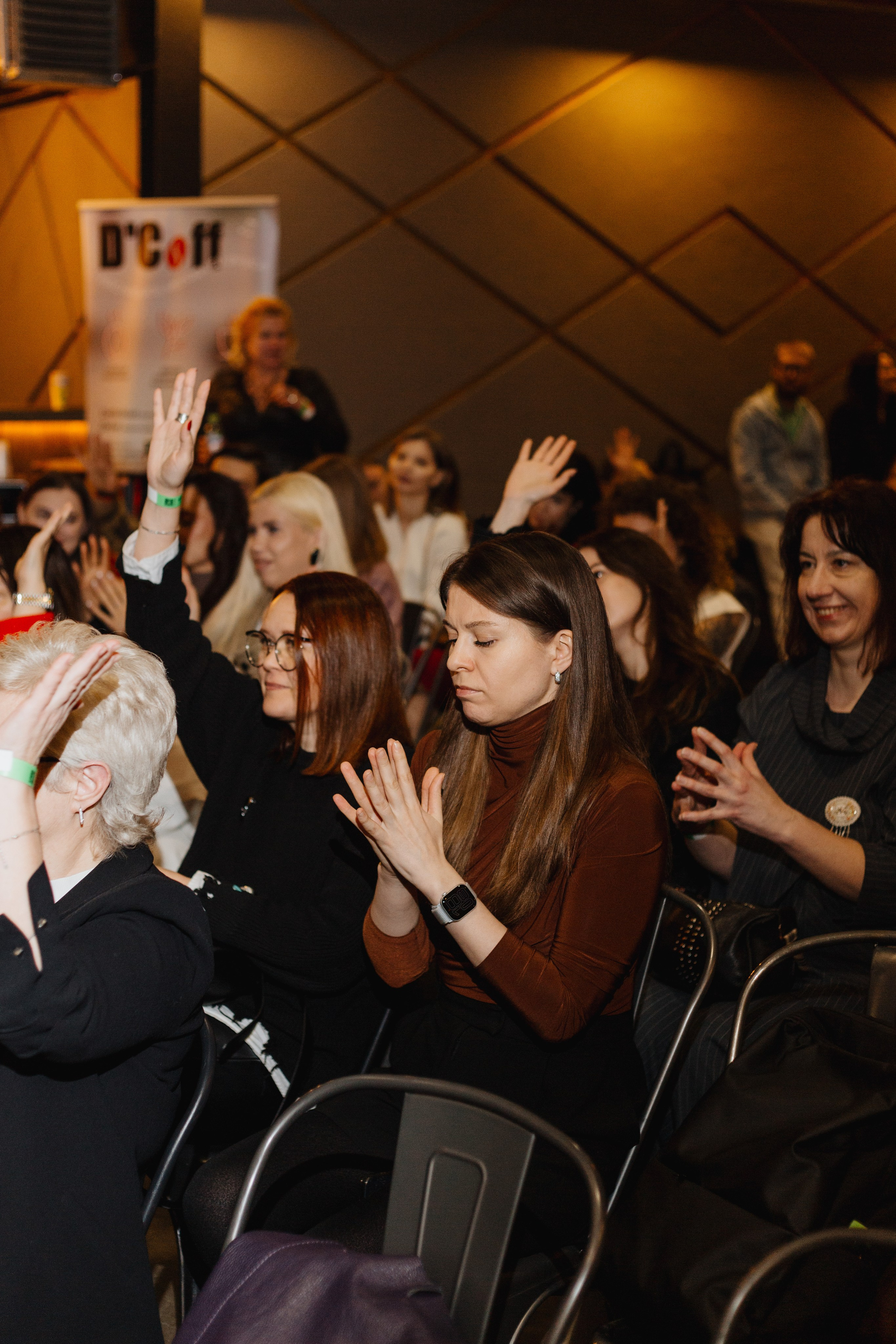 Конференция «Точка Б». Портретный фотограф Москва Юлия Трякина