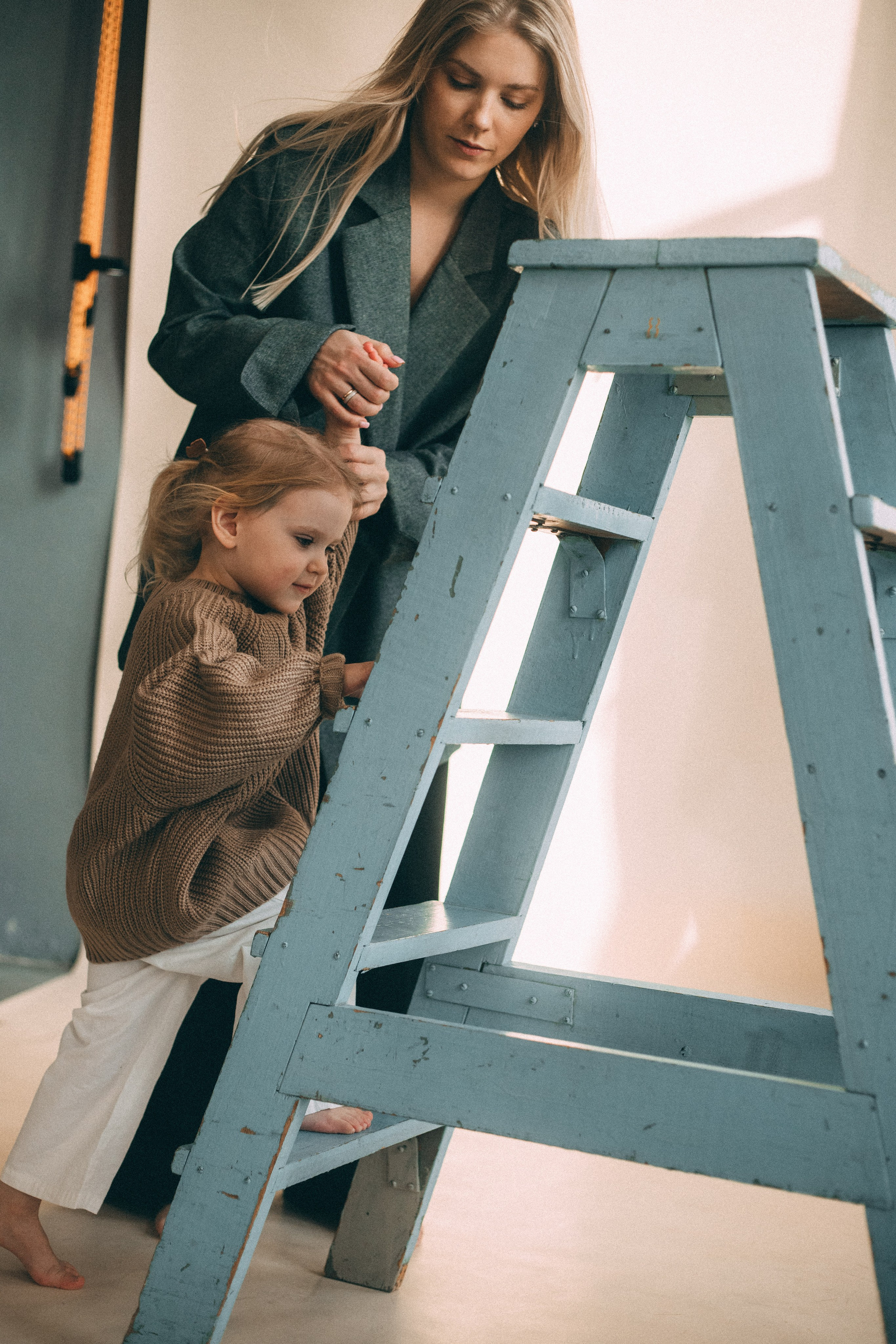 Зоя & Аня & Федя. Главная