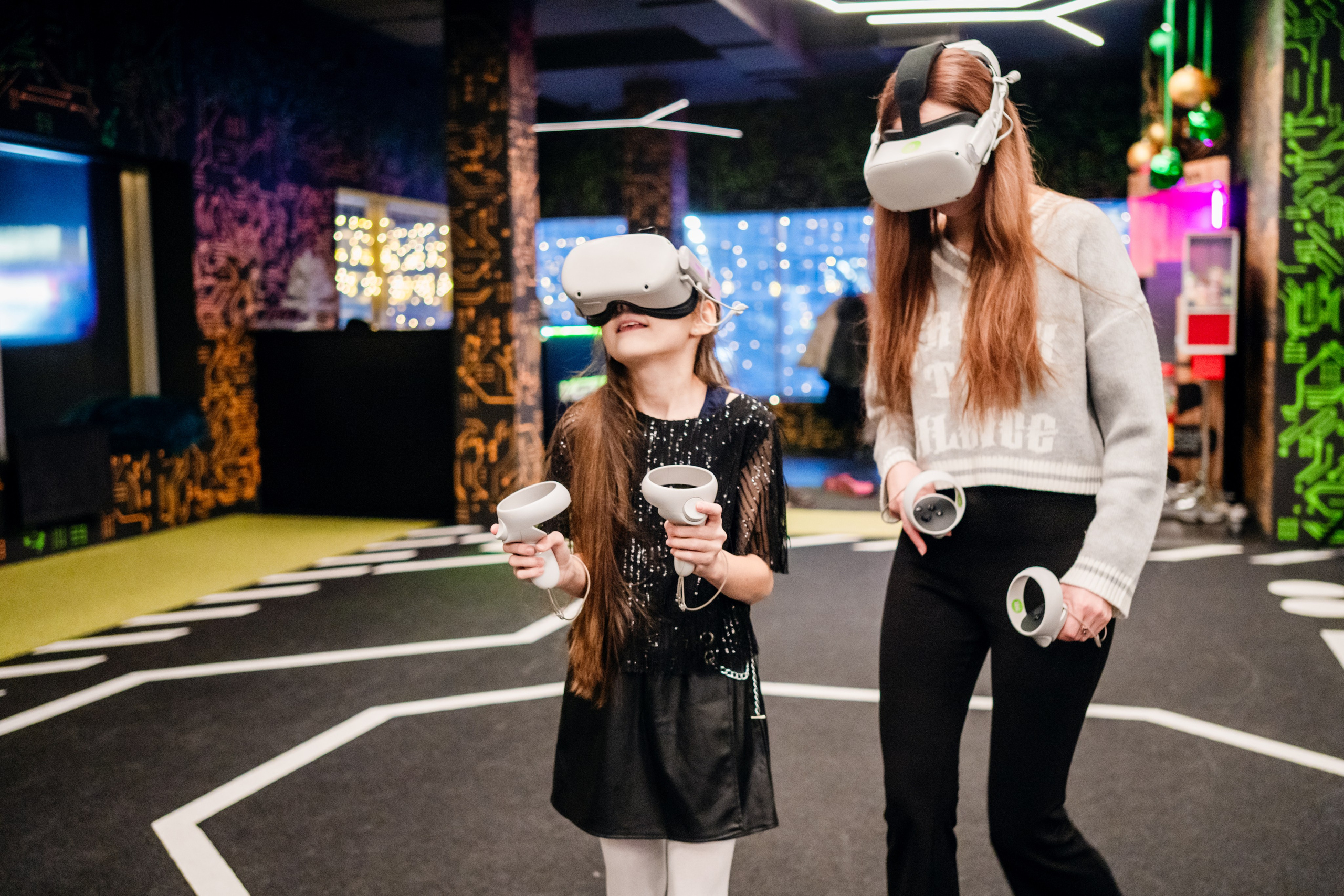 VR (November-December 2024). Felixtones