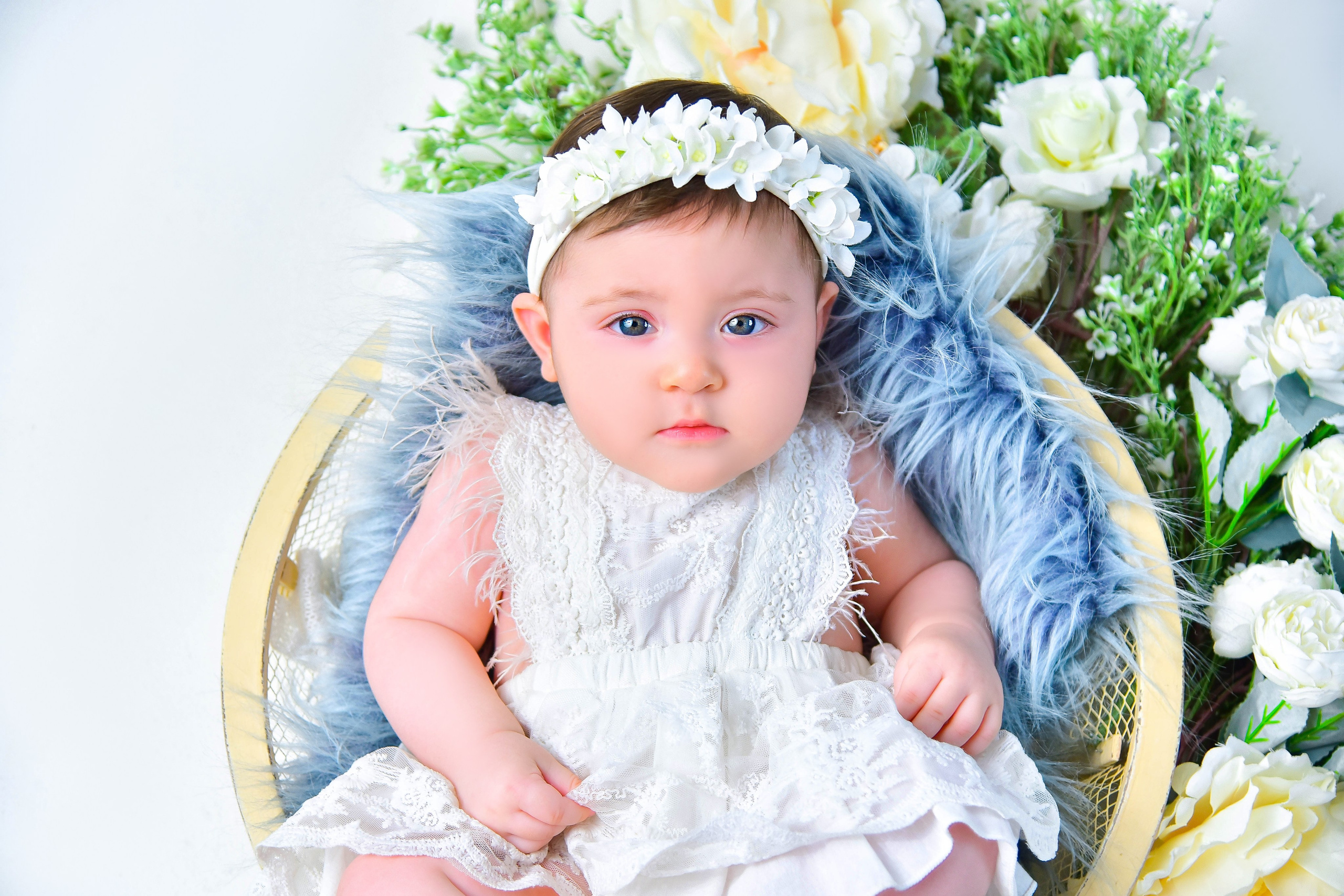 Малышки Антураж