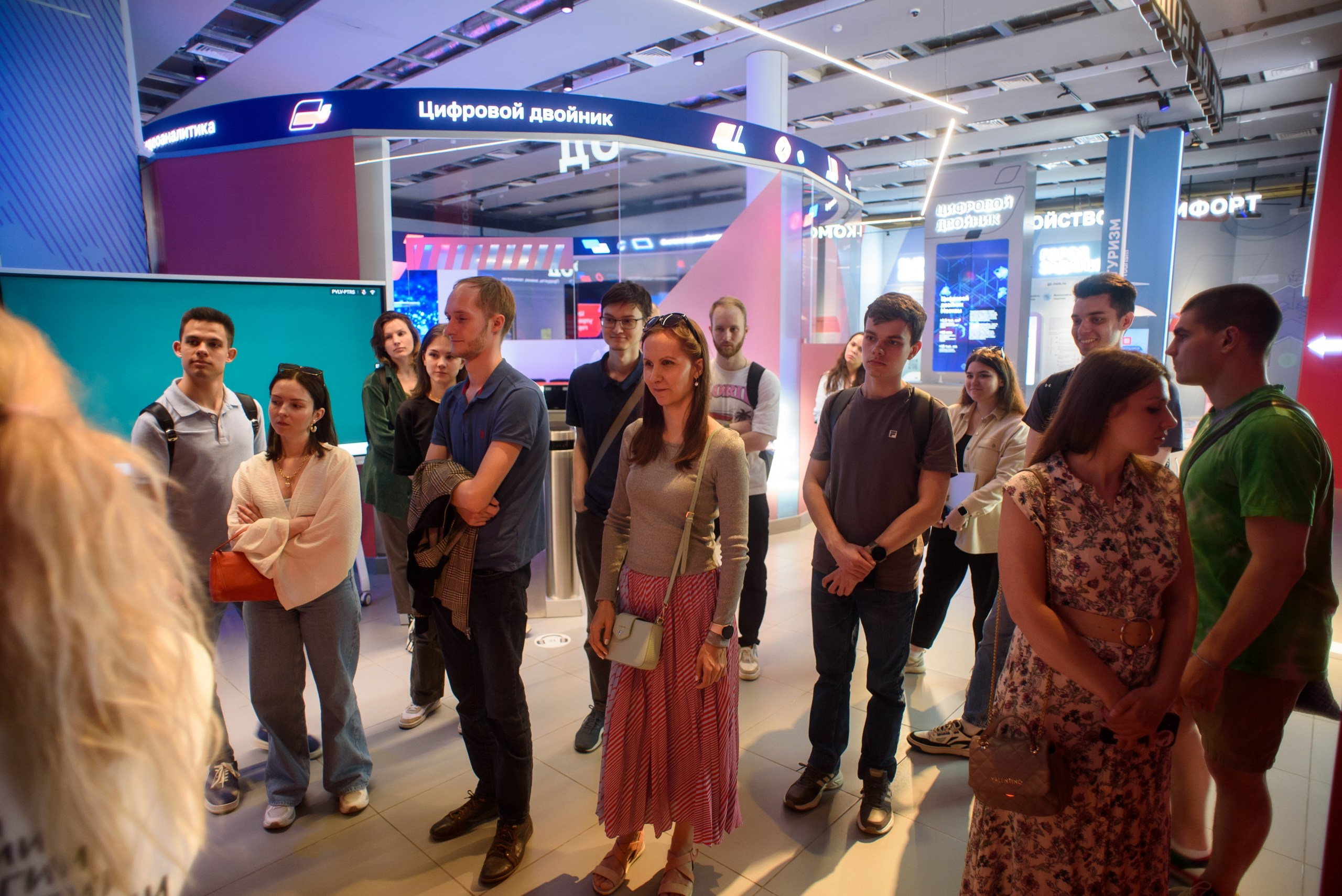 Стажировка Правительства Москвы / «ДИТворкинг». Фотограф и Видеограф в Москве. Олег Корушев