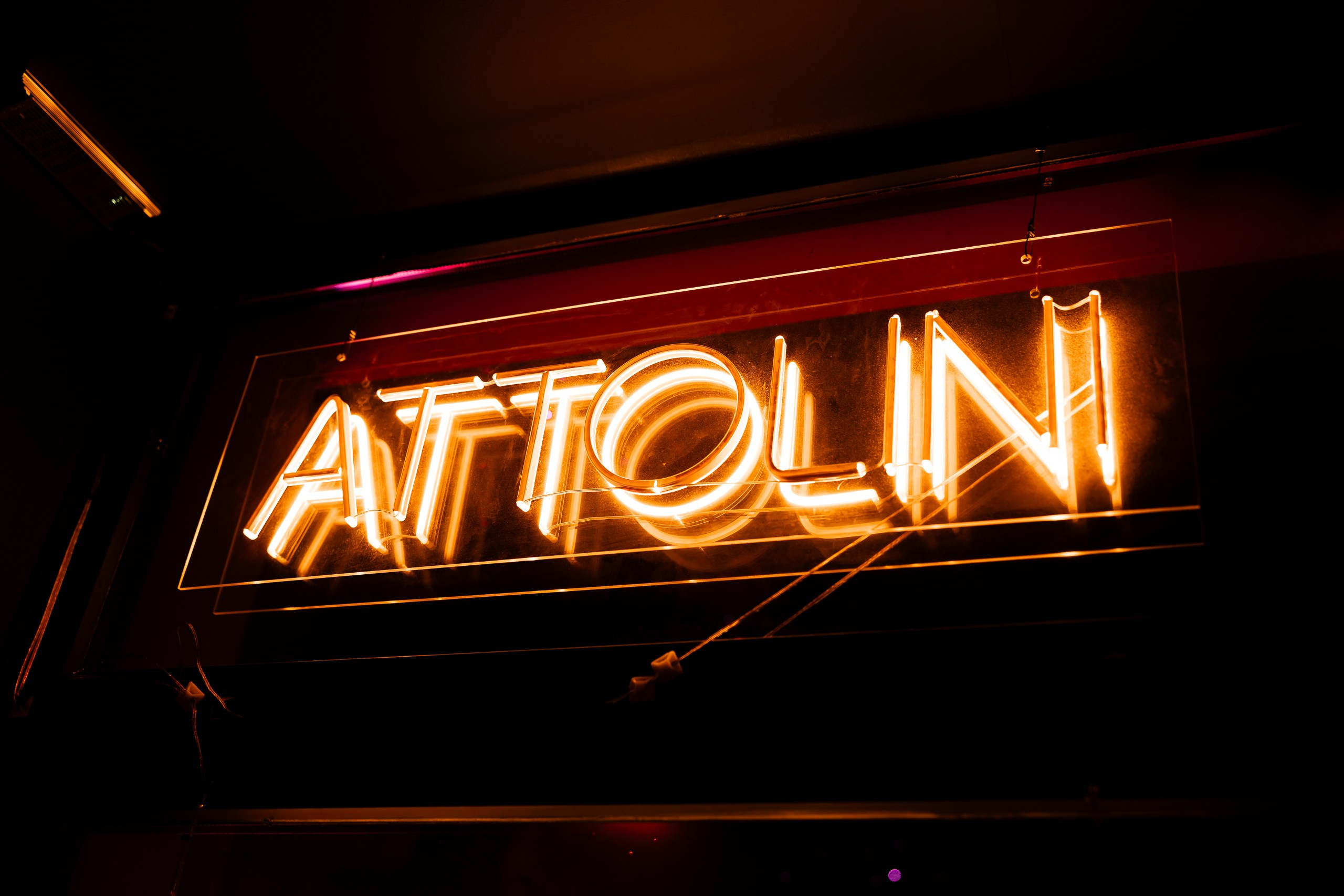 Выставка работ Дениса Шевчука в ресторане Attolini. Фотограф в Санкт-Петербурге — Сергей Петров