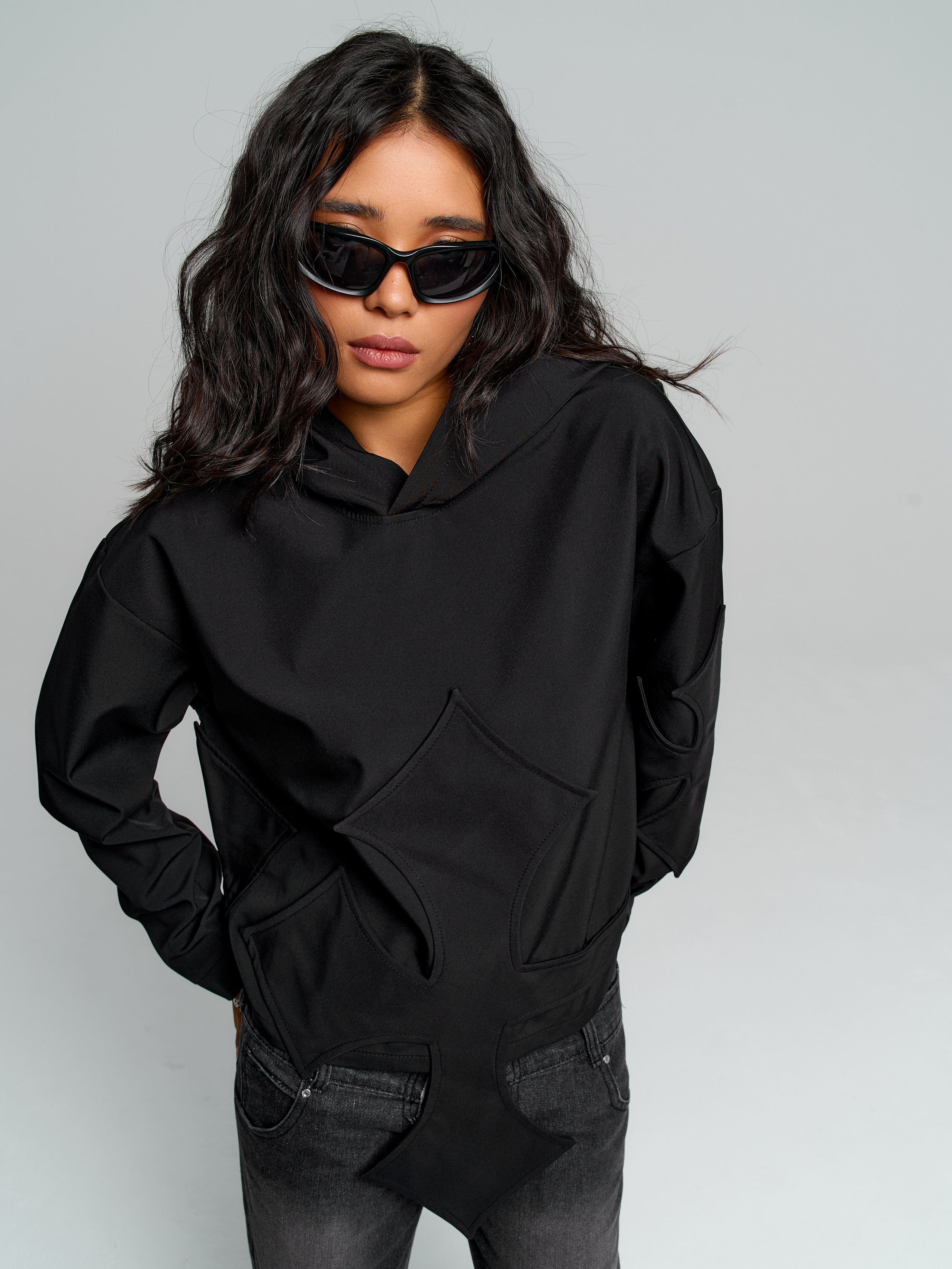 Худи. Фотограф для маркетплейсов в Москве