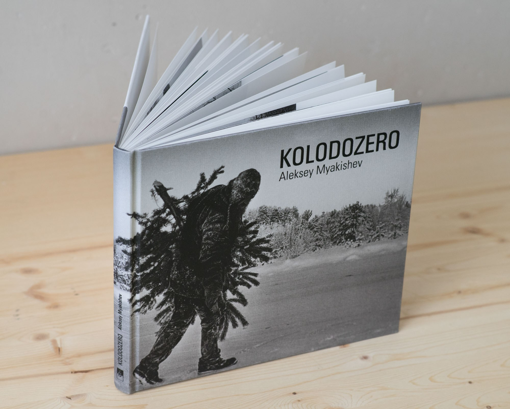 Books/Книги. Документальный фотограф Алексей Мякишев, Москва