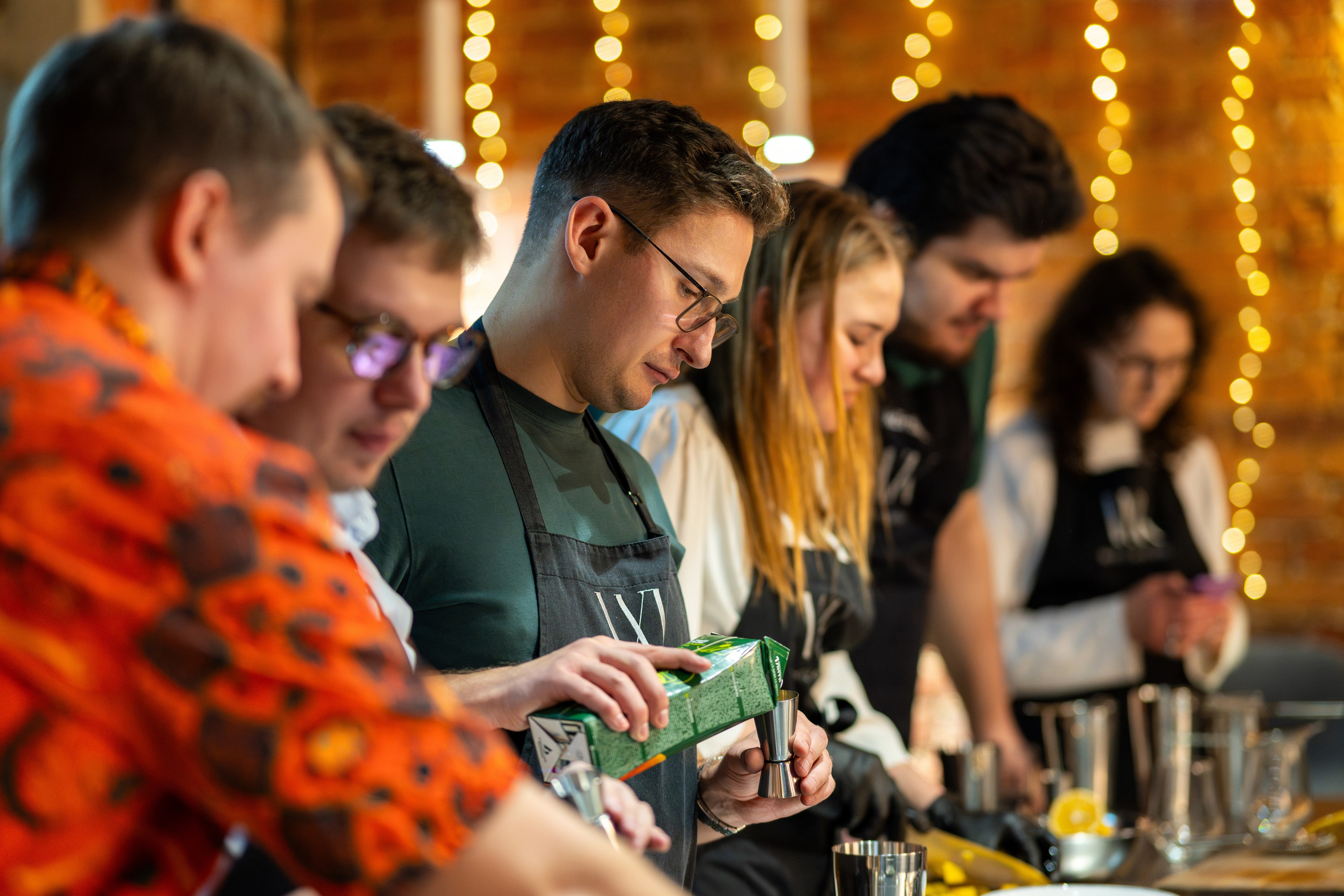 Корпоратив в кулинарной школе White Kitchen
