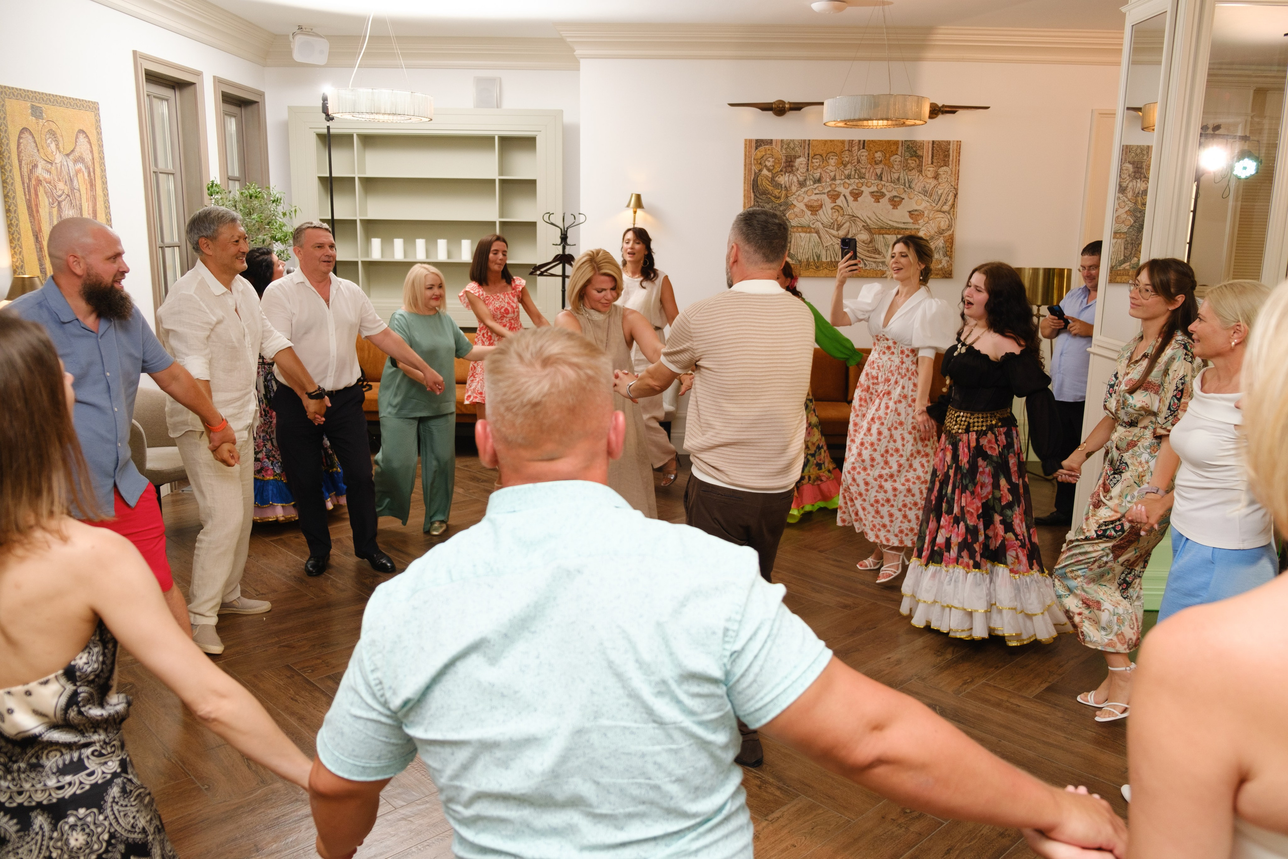 Фотограф на юбилей в Крыму | Съемка дня рождения | Илья Желдак. Профессиональная фотосъемка в Крыму. Натуральные эмоции и живые кадры. Забронируйте дату прямо сейчас!