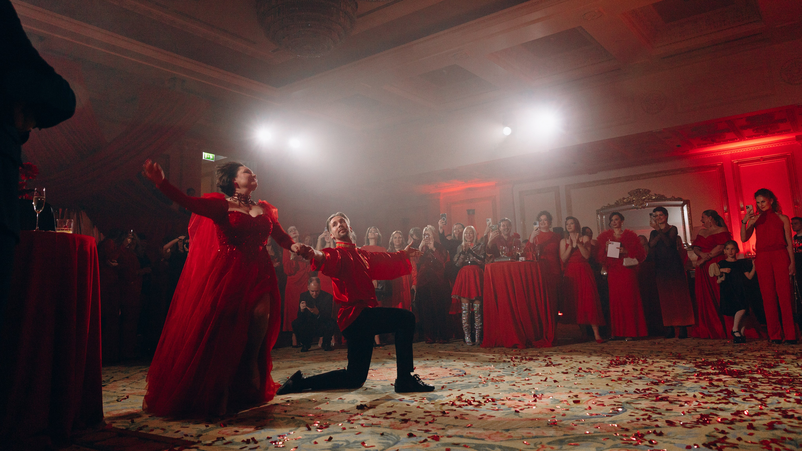Red ball. Свадебный фотограф в Санкт-Петербурге и Москве Андрей Чернов