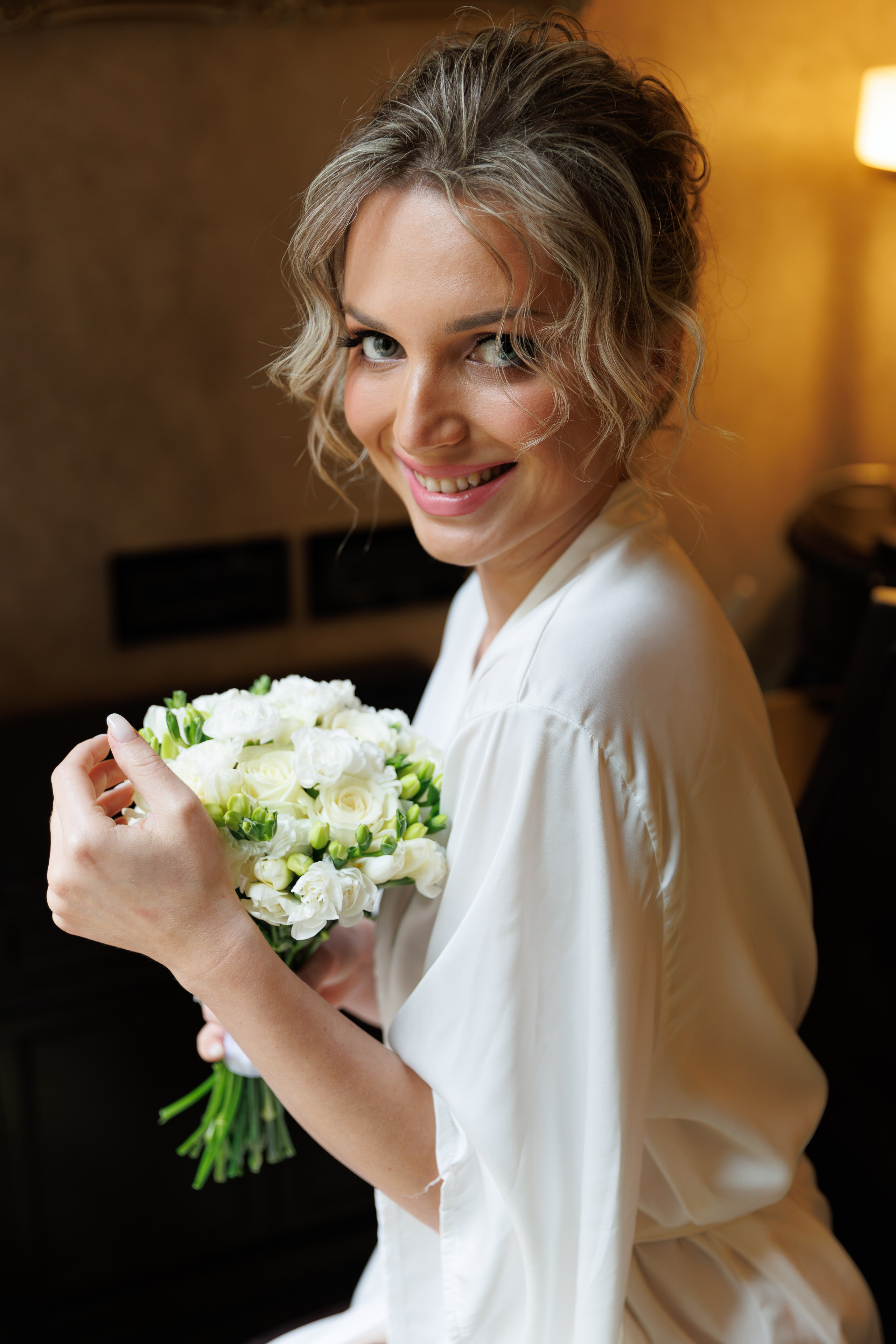 Свадебная фотосессия в отеле St. Regis Никольская. Свадебный фотограф Москва и МО Сергей Киржаев