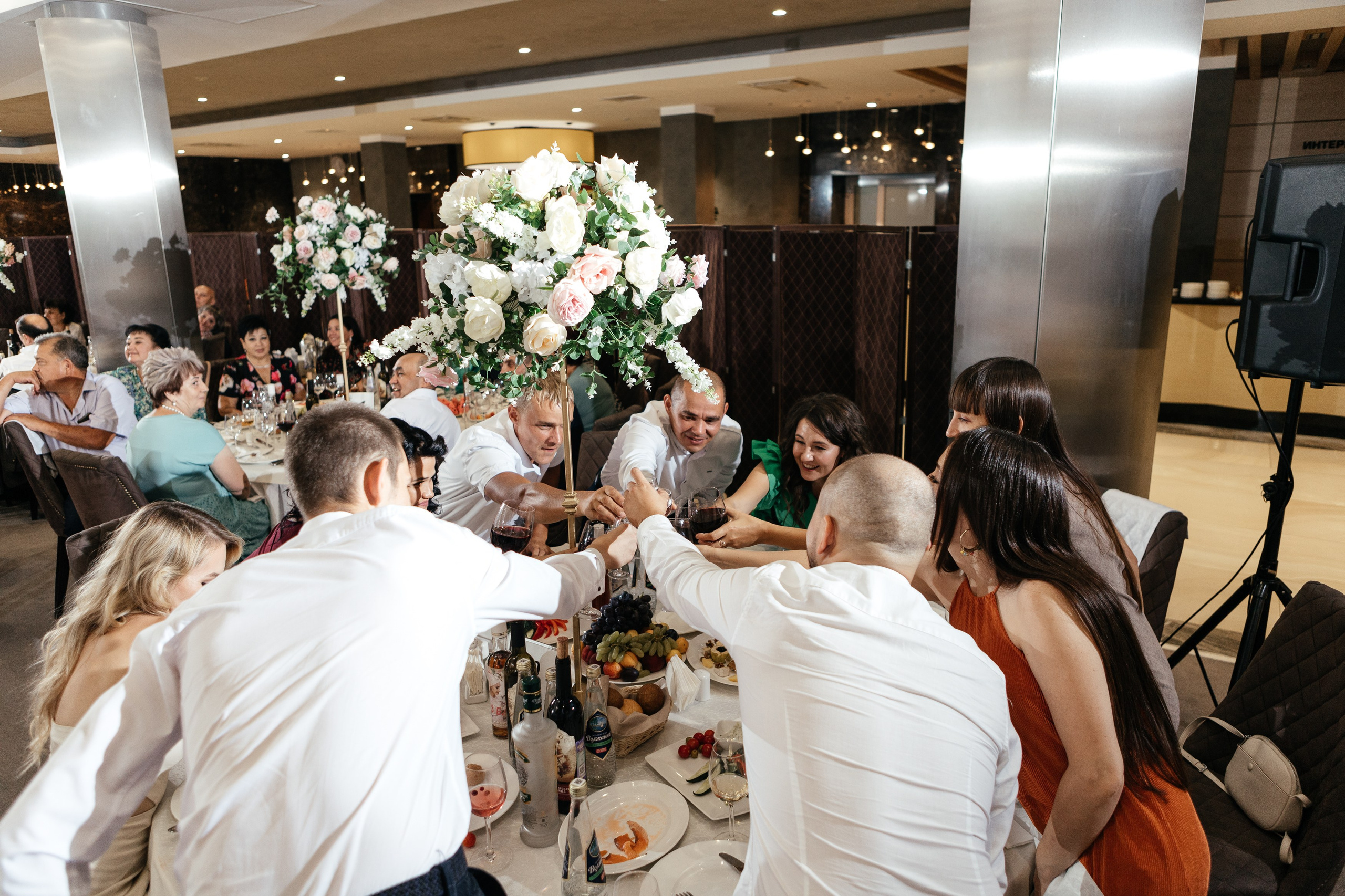 Свадебный фотограф Уфа — Руслан ГабдлисламовЖивые эмоции, красивые кадры, воспоминания на всю жизнь.Работаю по всей Республике Башкортоста. Свадебный фотограф Уфа Руслан Габдлисламов