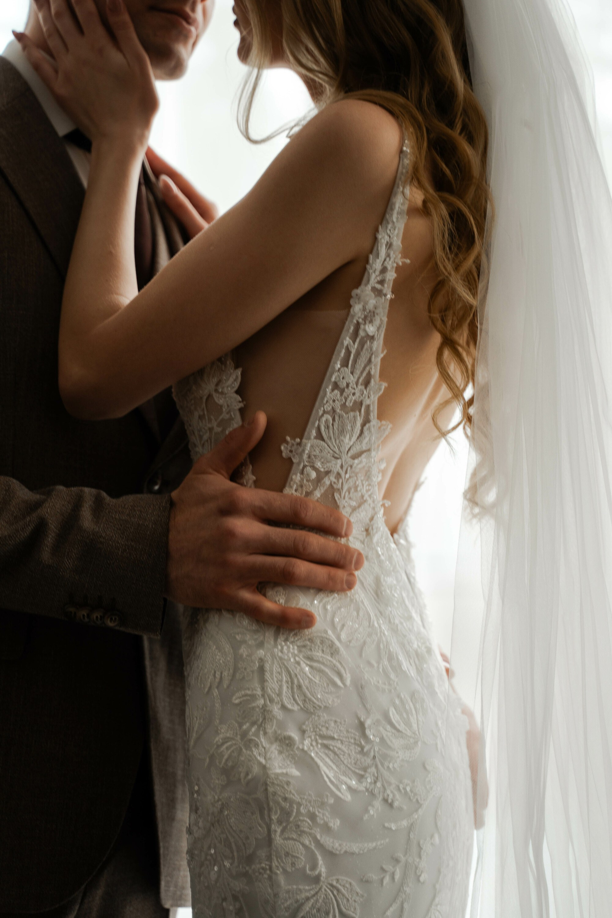 Свадьба в Лесной Рапсодии на берегу озера. Свадебный фотограф в Санкт-Петербурге и Москве Андрей Нестеров