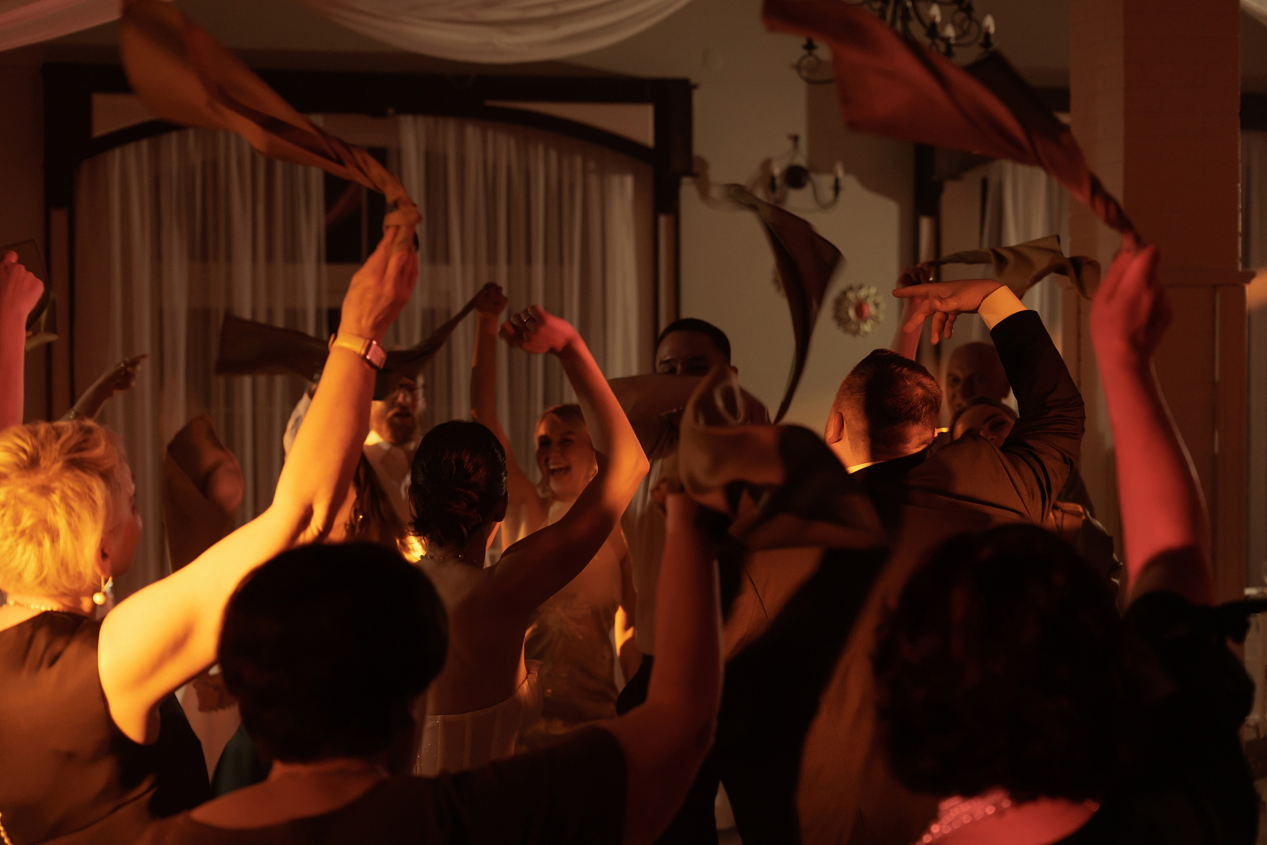 Ты рядом со мной, и это — самый чистый кайф! ♥. Свадебный фотограф Калининград