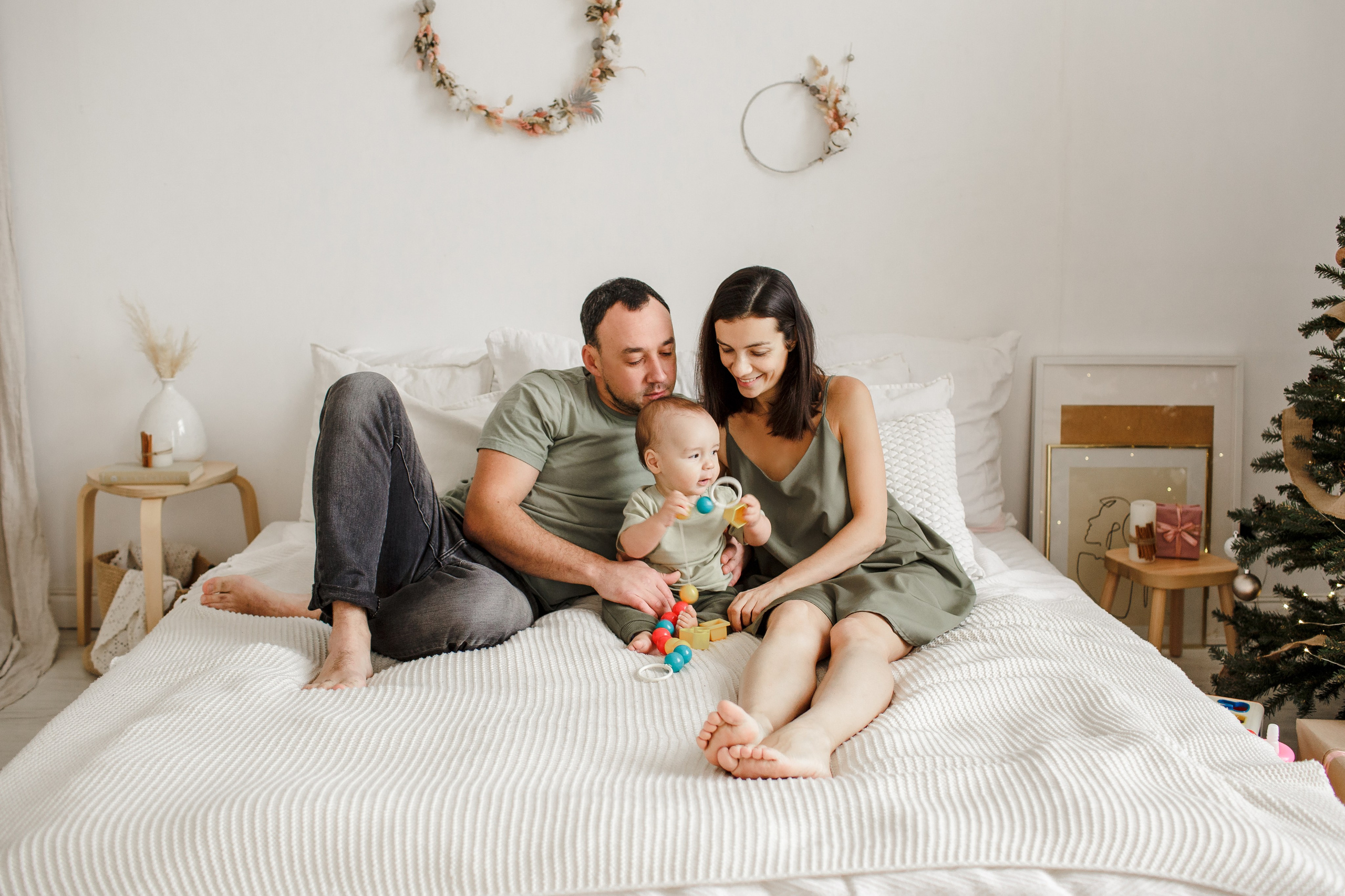 Семейная фотосессия в студии. Свадебный фотограф Кирилл Белый