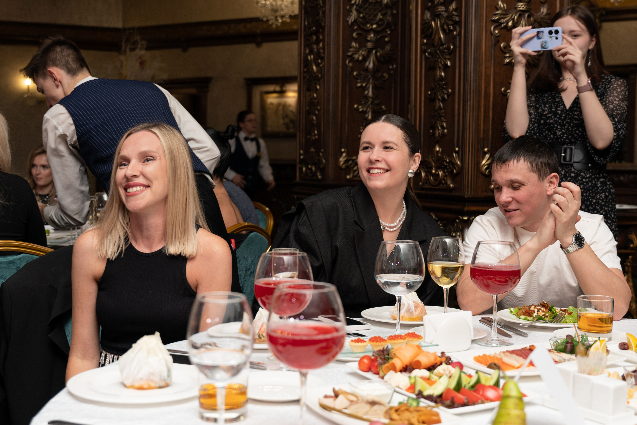 НОВОГОДНИЙ КОРПОРАТИВ 2025. Фотограф на любое мероприятие