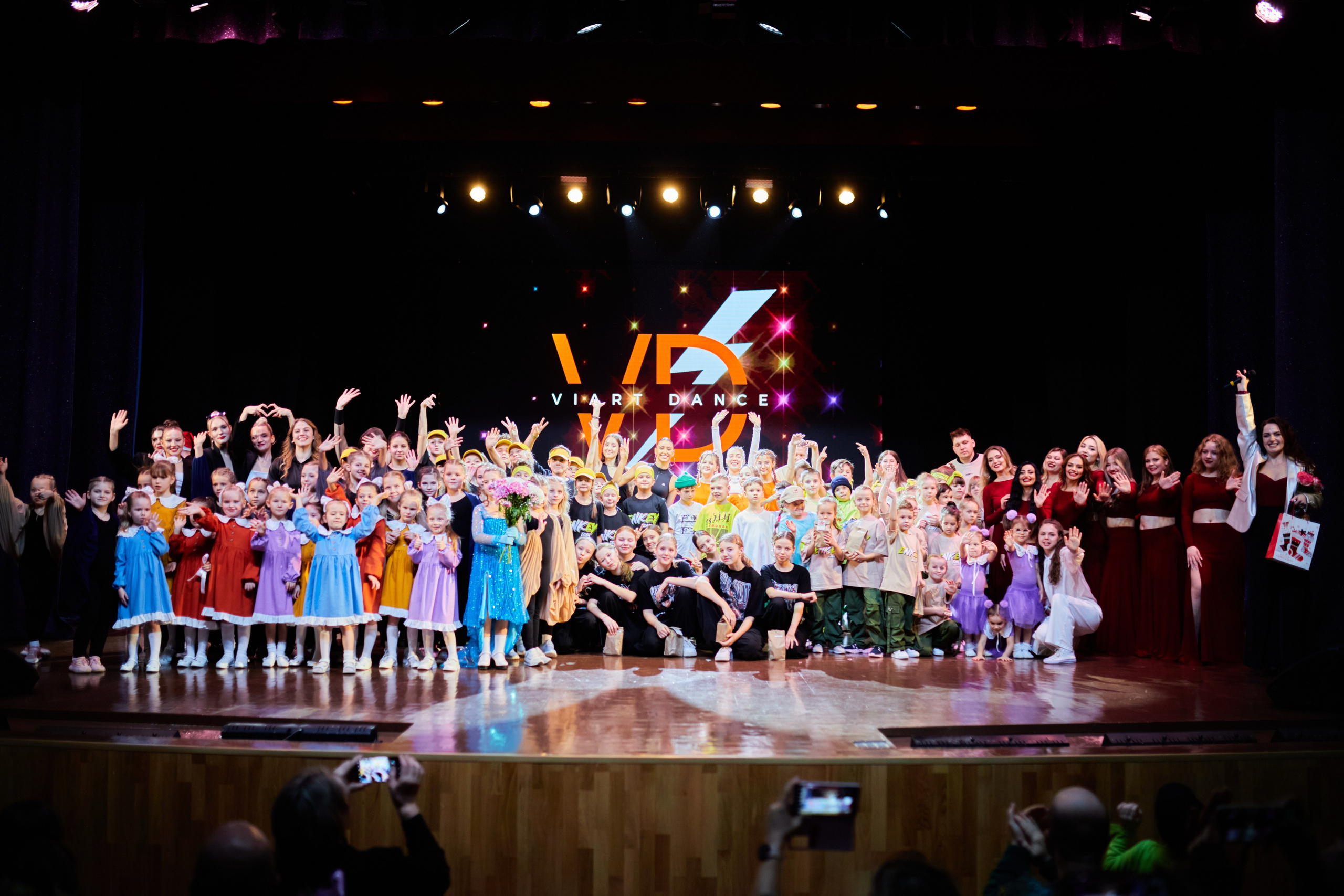 Отчетный концерт VIART DANCE. Фотограф в Саратове