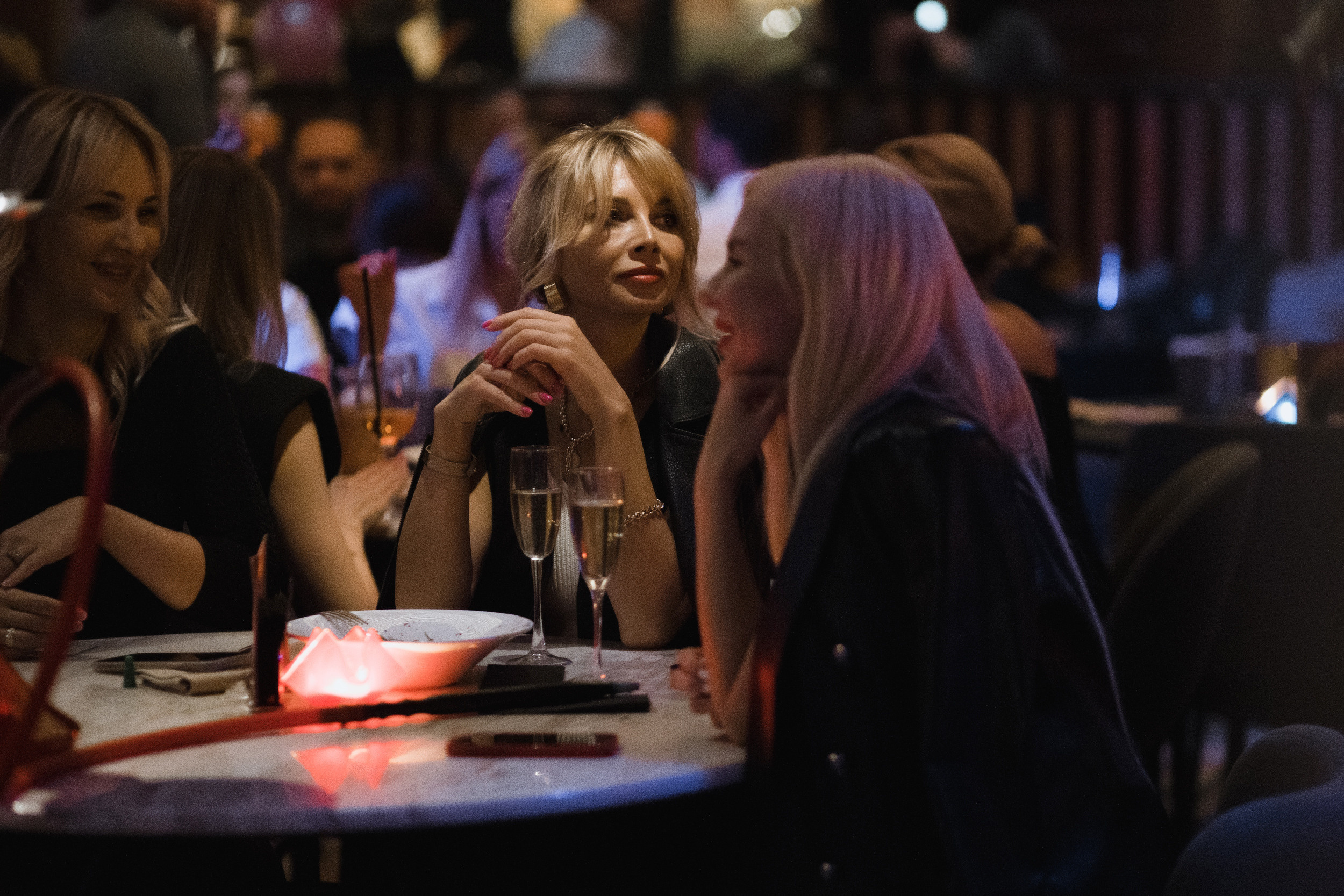 Дружба. Мануфактура Еды. Репортажный и свадебный фотограф в Москве Лена Таращенко