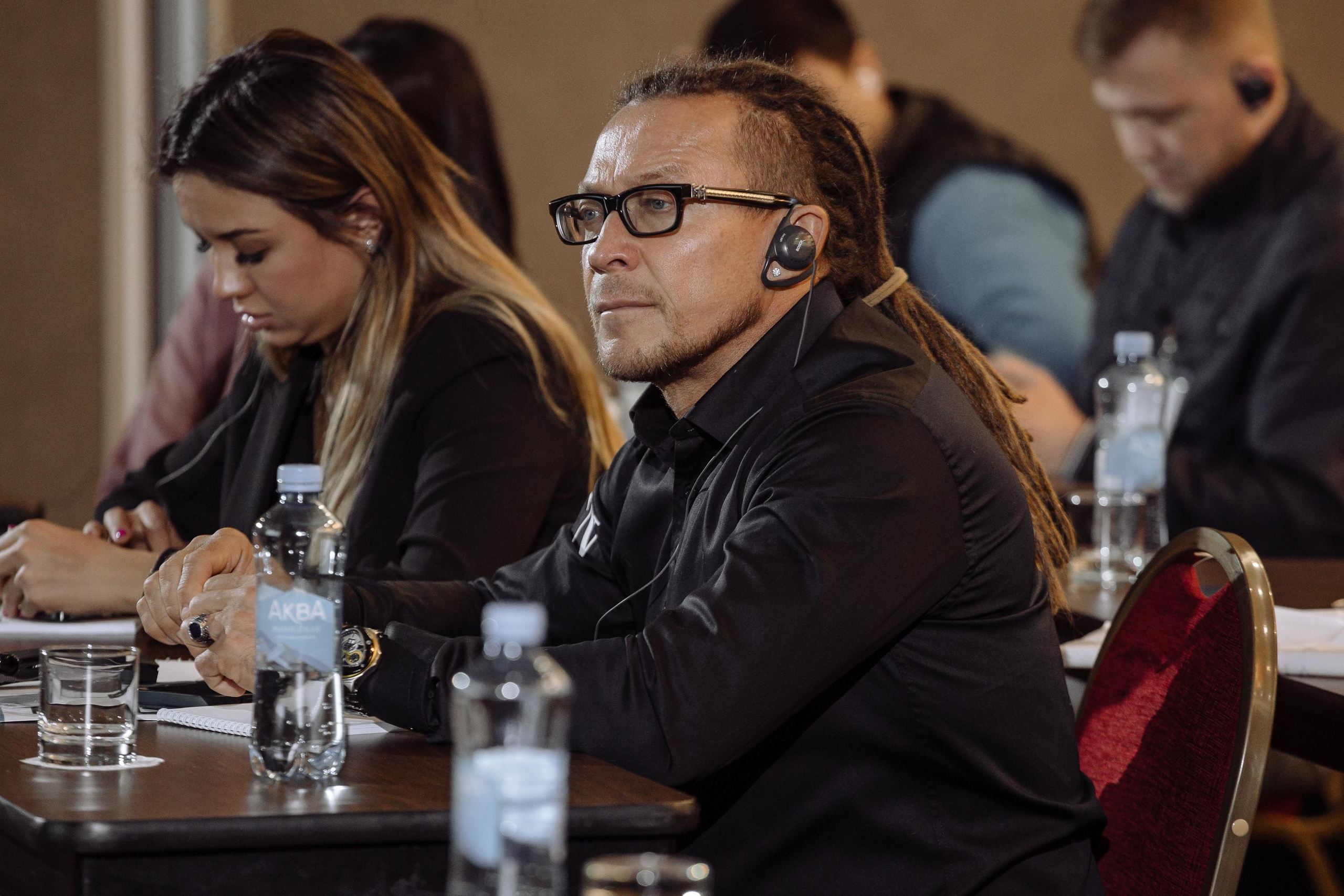 Штрауманн. Репортажный и свадебный фотограф в Москве Лена Таращенко