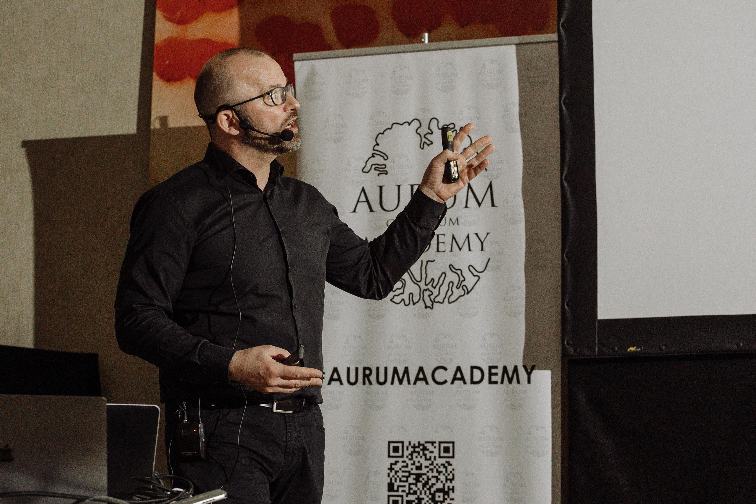 Штрауманн. Репортажный и свадебный фотограф в Москве Лена Таращенко