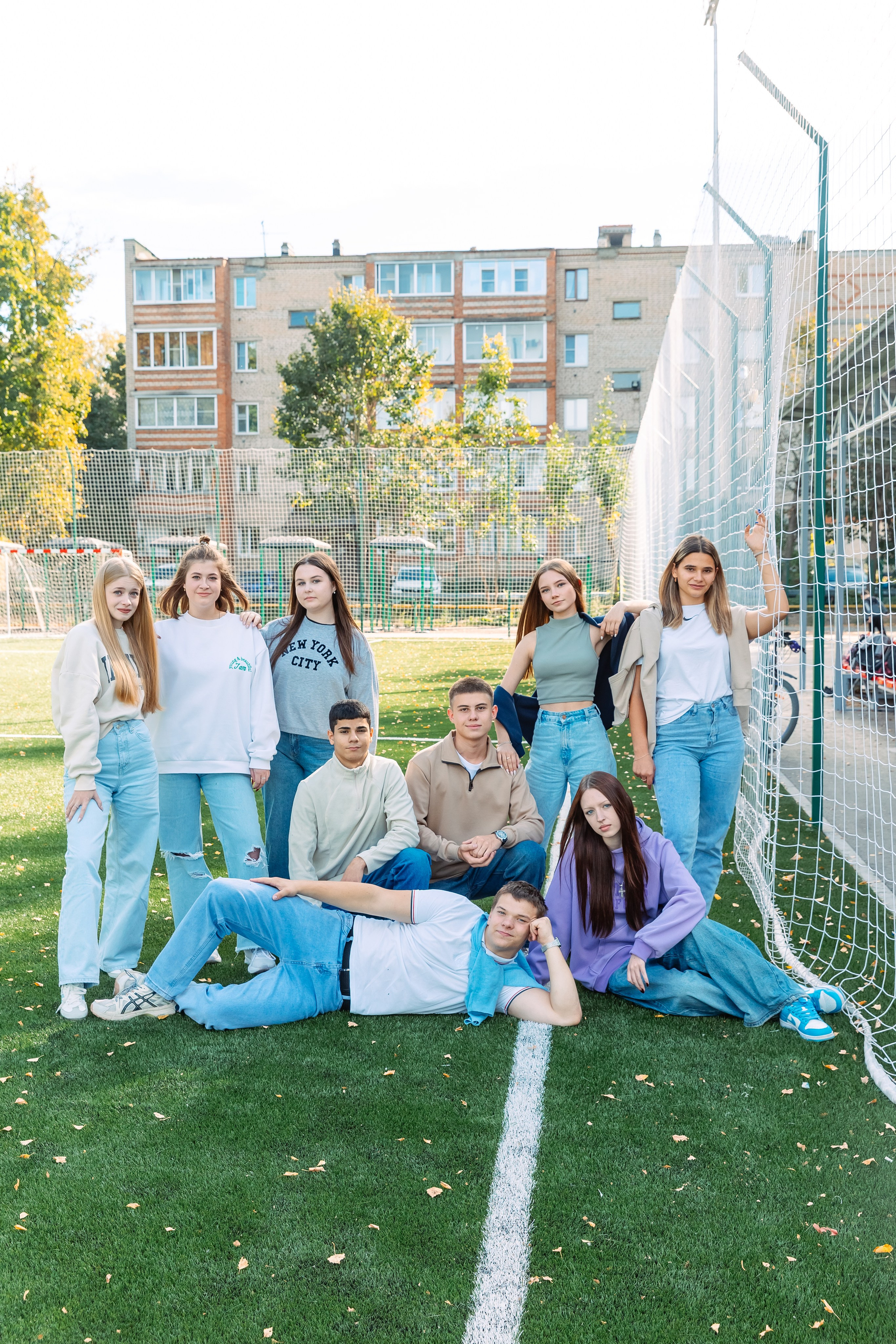 Позирование группы. Выпускные альбомы для детского сада и школы