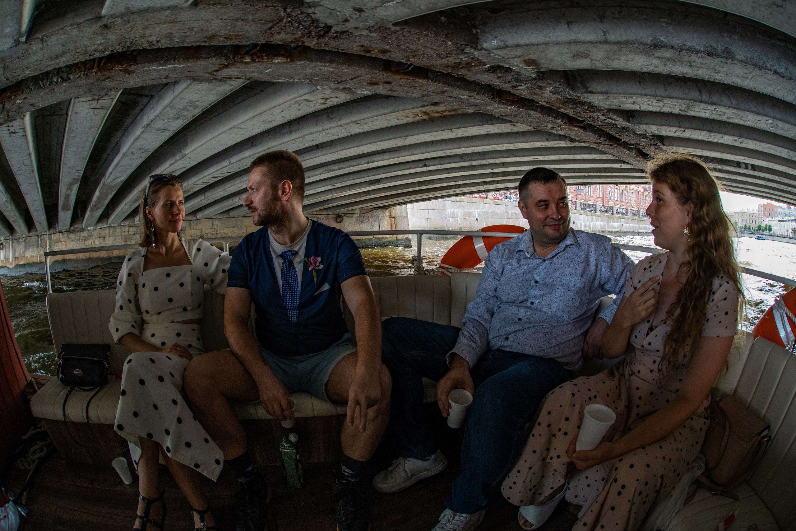 Прогулка на катере, тренинг, игры. Концертный и репортажный фотограф в Санкт-Петербурге Слава Пахомов