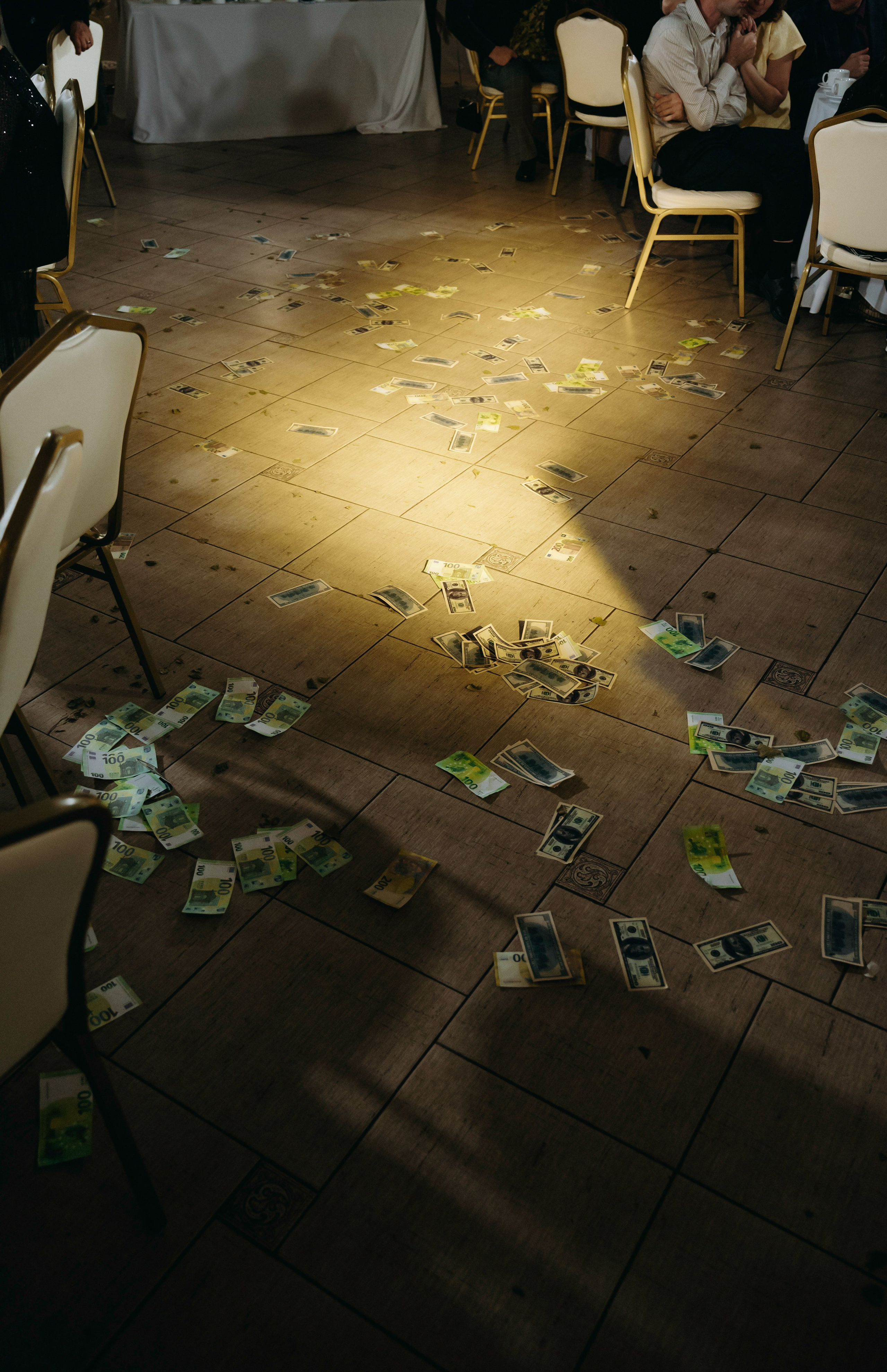 Живи, пока живется, пока бушует кровь. Свадебный фотограф в Минске Вадим Бурчик