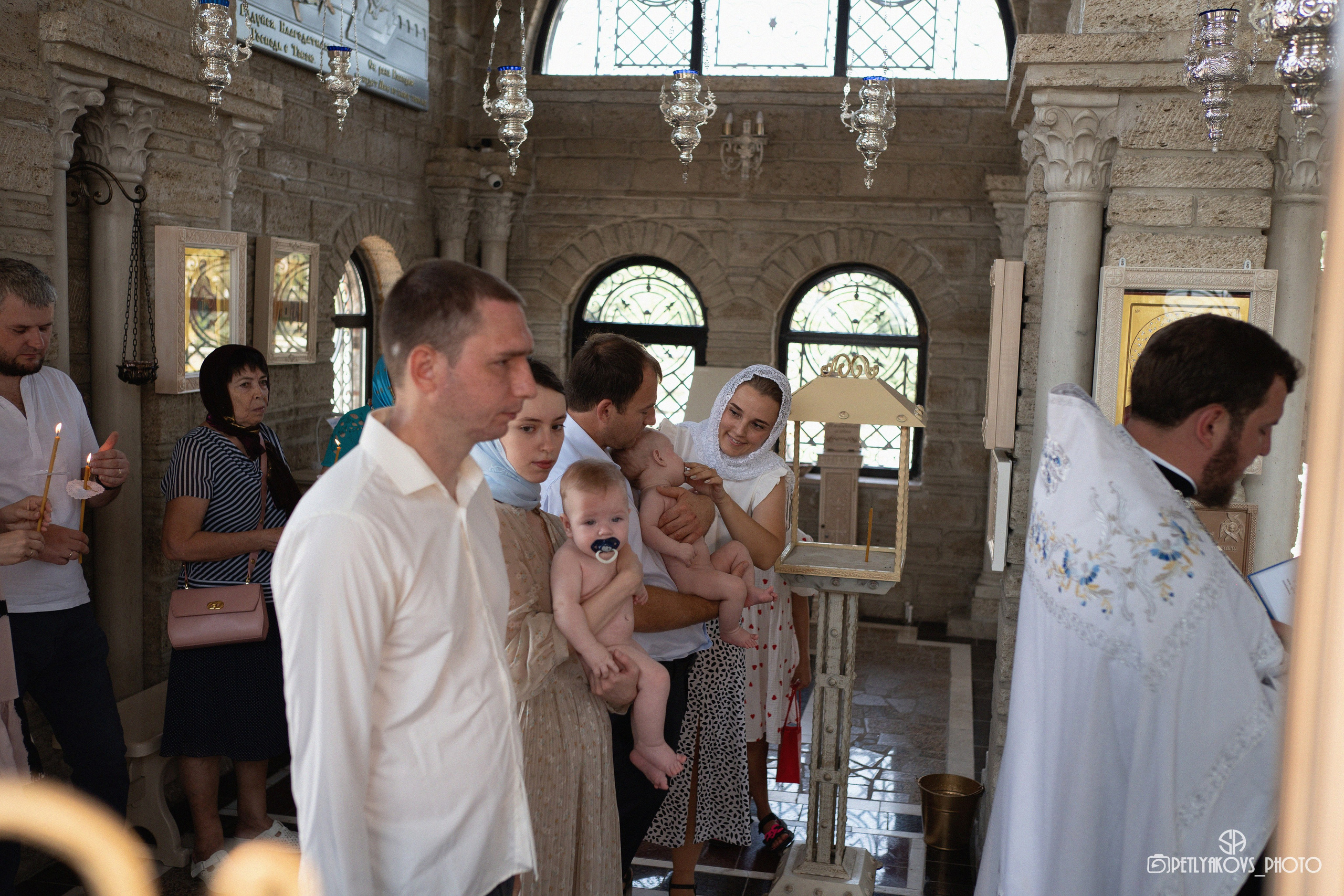 Таинство крещения Дмитрия и Николая. Фотограф, видеограф Пятигорск, Ставрополь, Ессентуки, Petlyakovs_photo