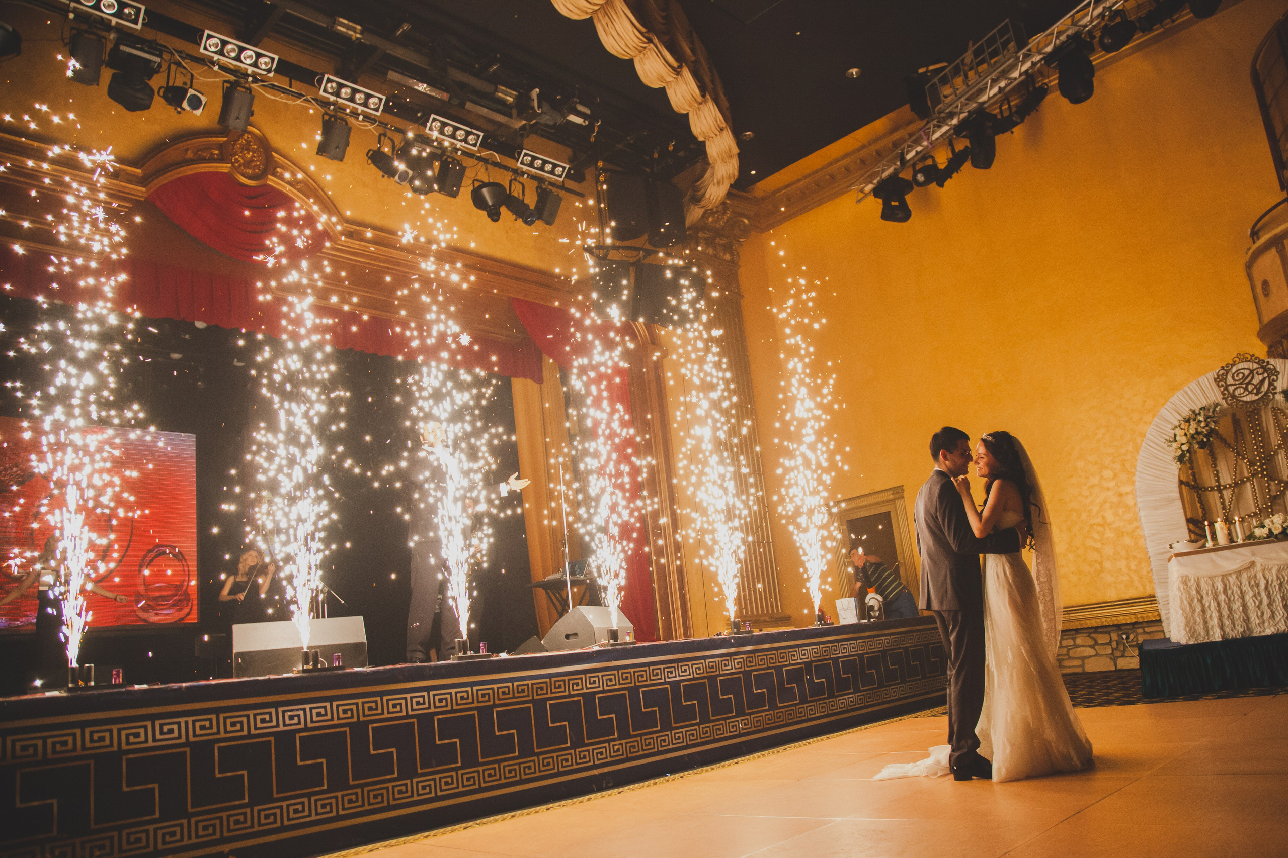 Свадьбы. Профессиональный фотограф Евгений Земцов в Москве. Контент съемка, репортаж мероприятий, бизнес портреты