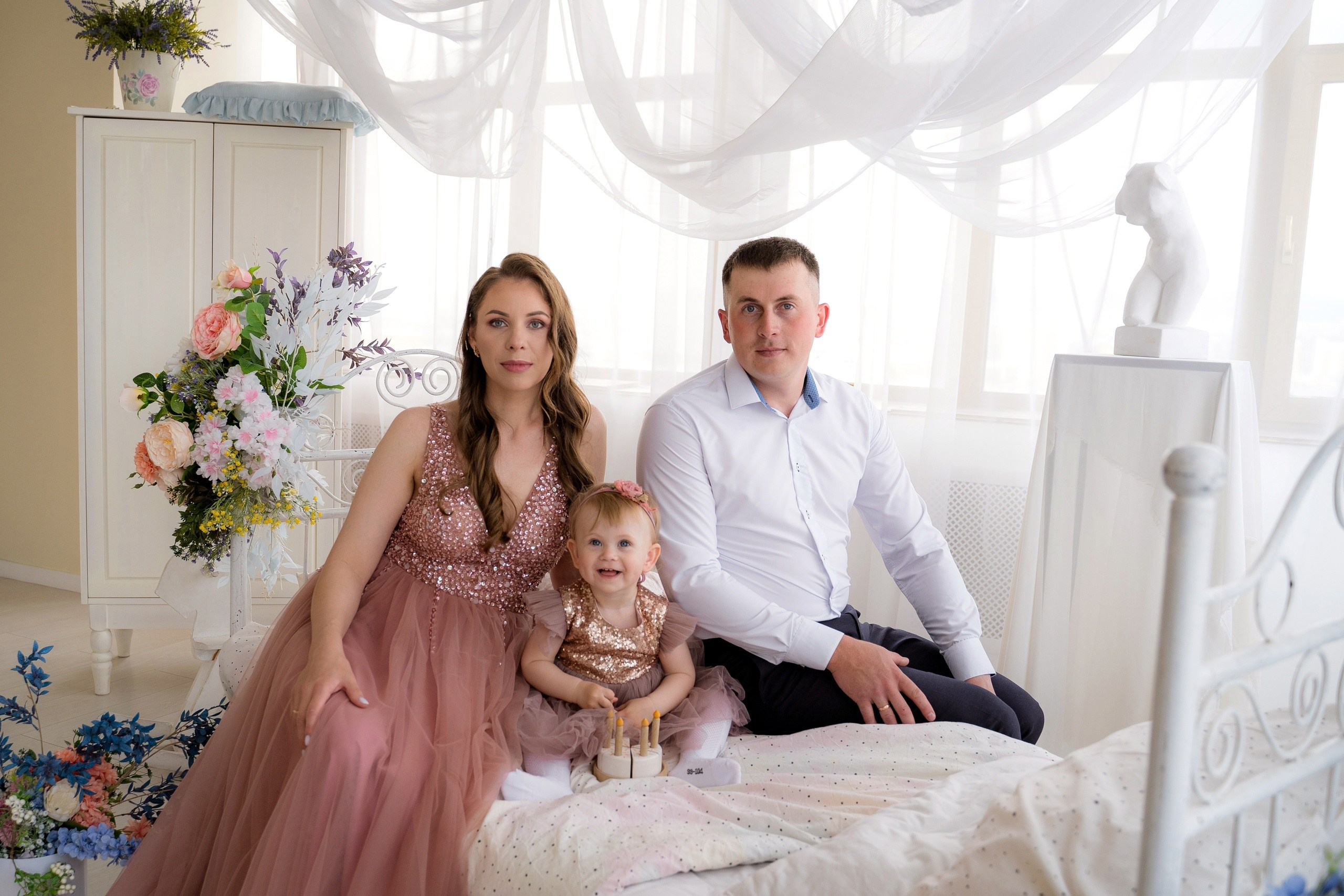 СЕМЕЙНАЯ ФОТОСЕССЕЯ. Фотостудия Малина в городе Улан-Удэ. Фотограф Ирина Жарникова