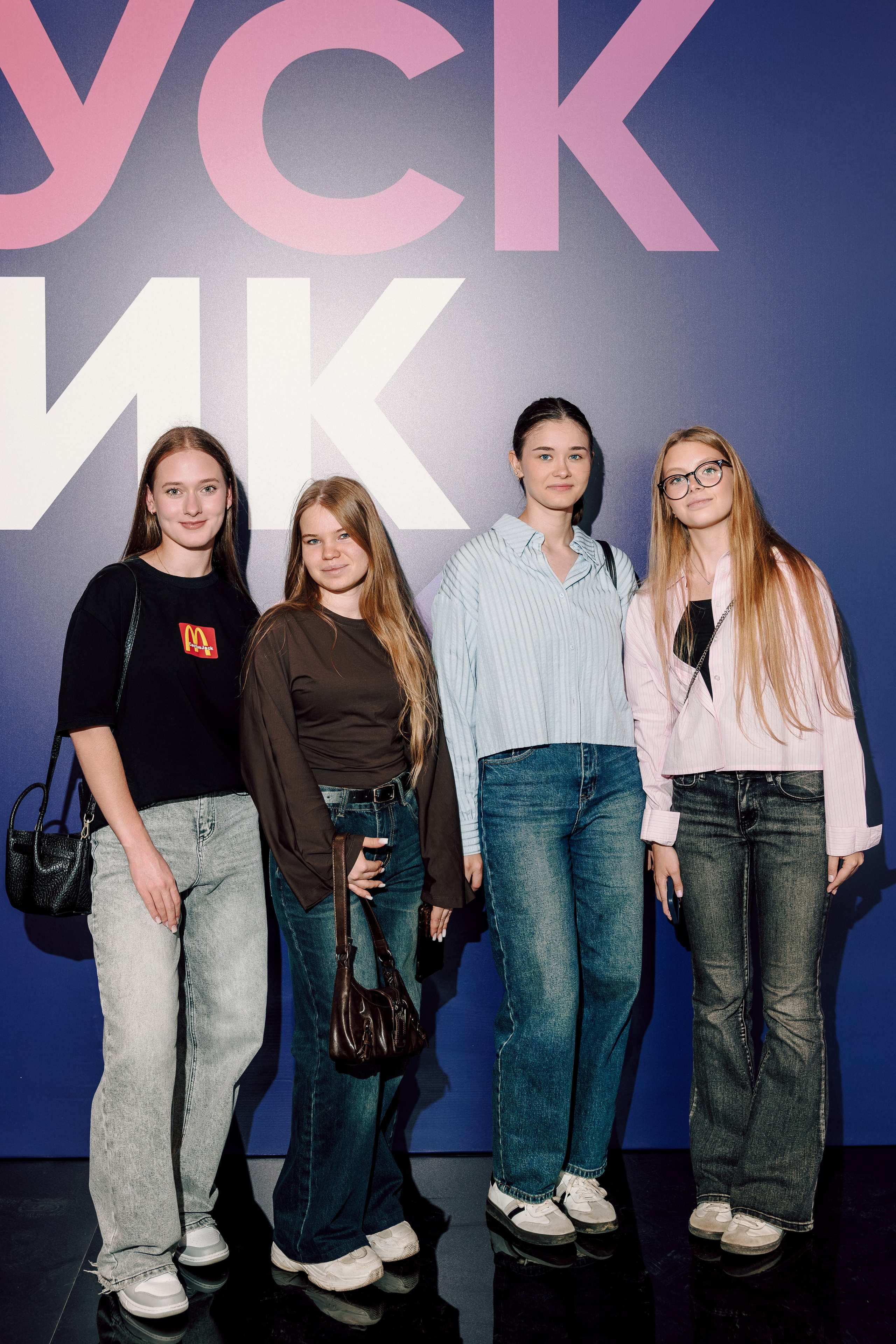 Городской выпускной 2026. Лёшка Варзегов — фотограф