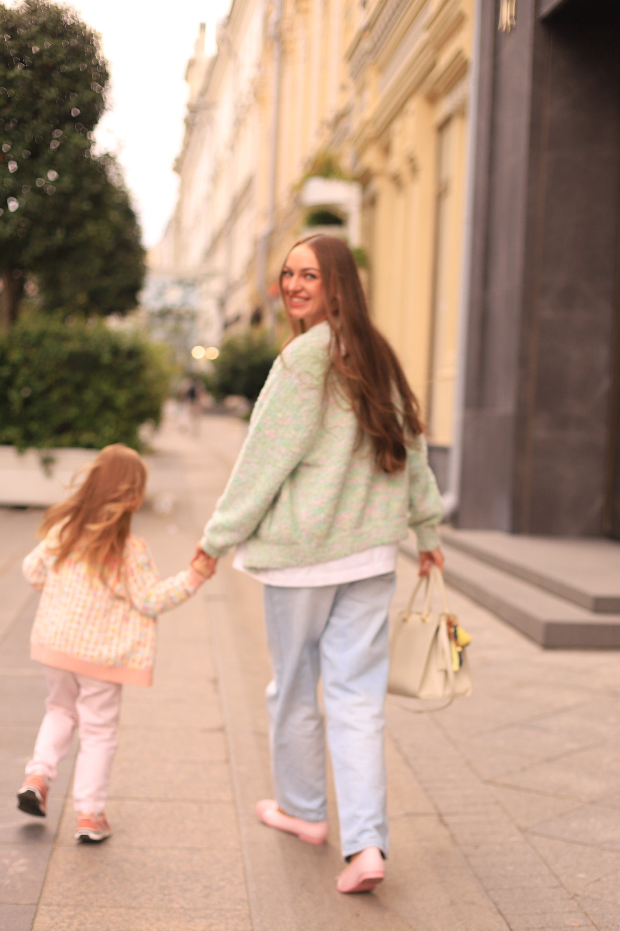 Прогулка Мама+дочка. Фотограф в Москве Елена Дроботя