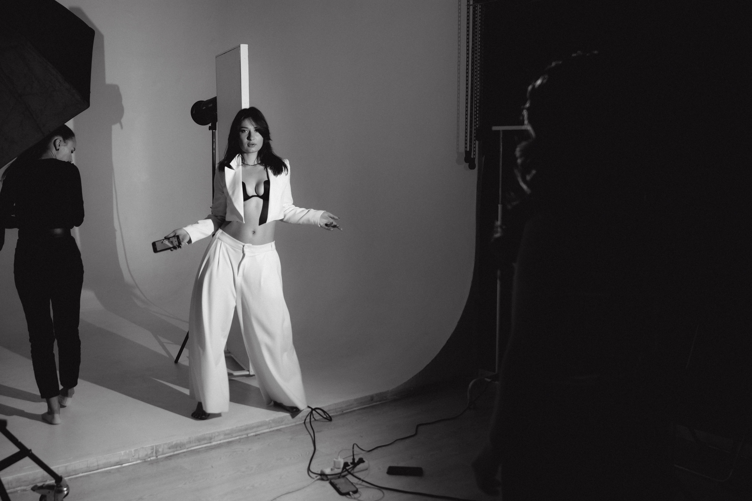 Фэшн-съёмка участниц Миссис Бизнес Гатчина 2023. Портретный фотограф в Санкт-Петербурге Дмитриева Наталия