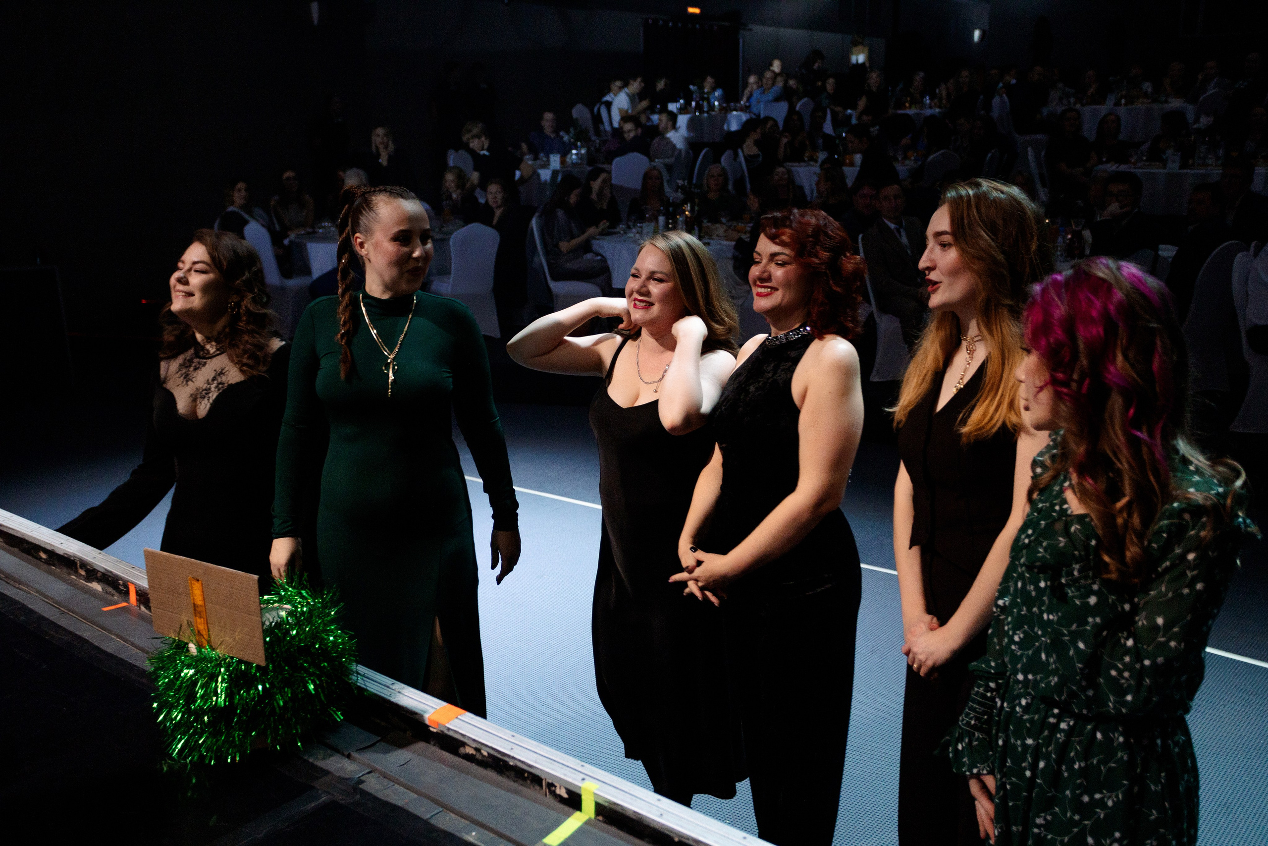 РЕПОРТАЖ: НОВЫЙ ГОД В ДК МЕТАЛЛУРГ. Профессиональный фотограф в Ижевске Леша Петров