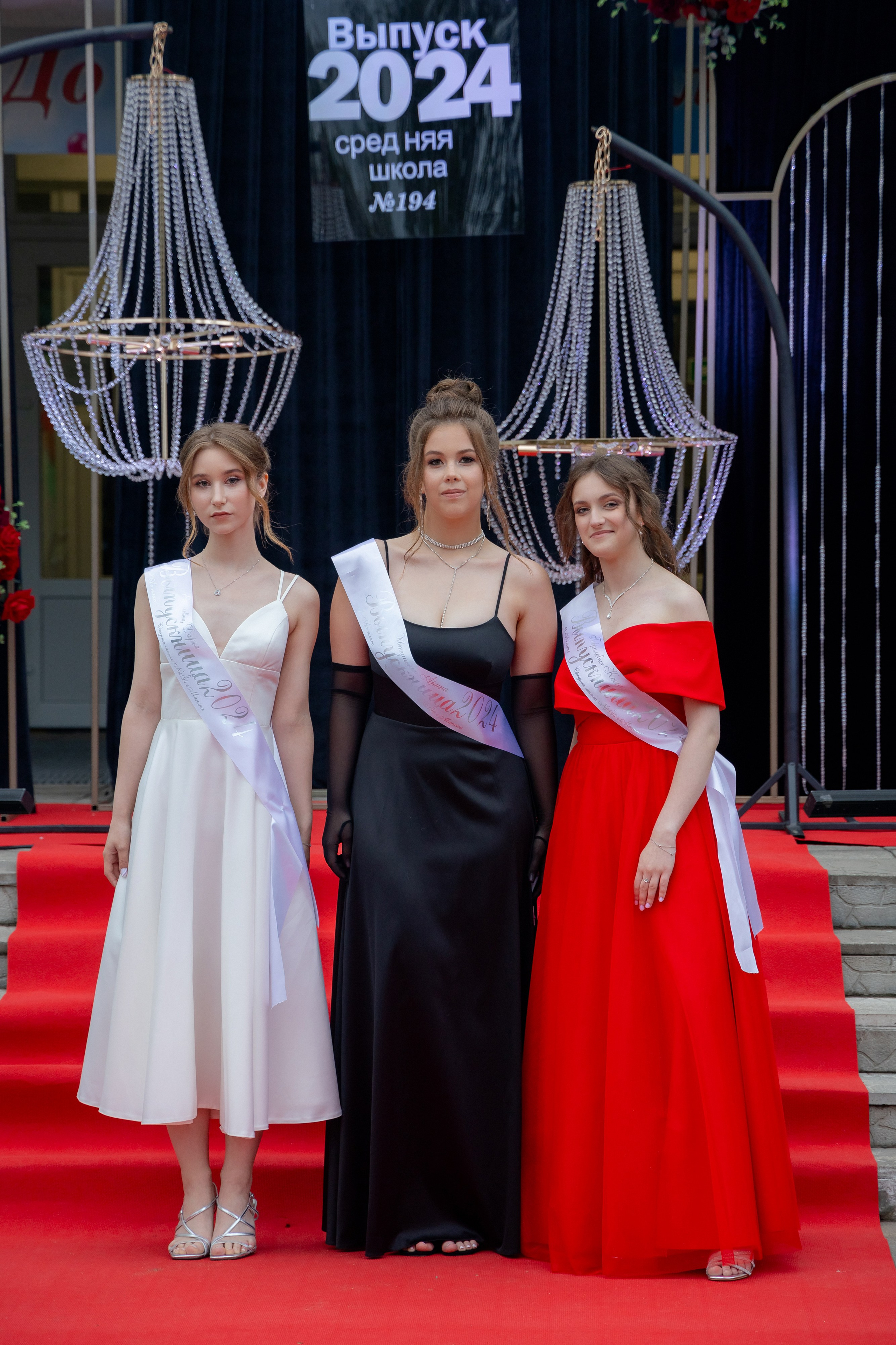 Школьный выпускной 2024 год в Соколе (Минск). Свадебный фотограф в Минске/Беларуси Сергей Спиридонов